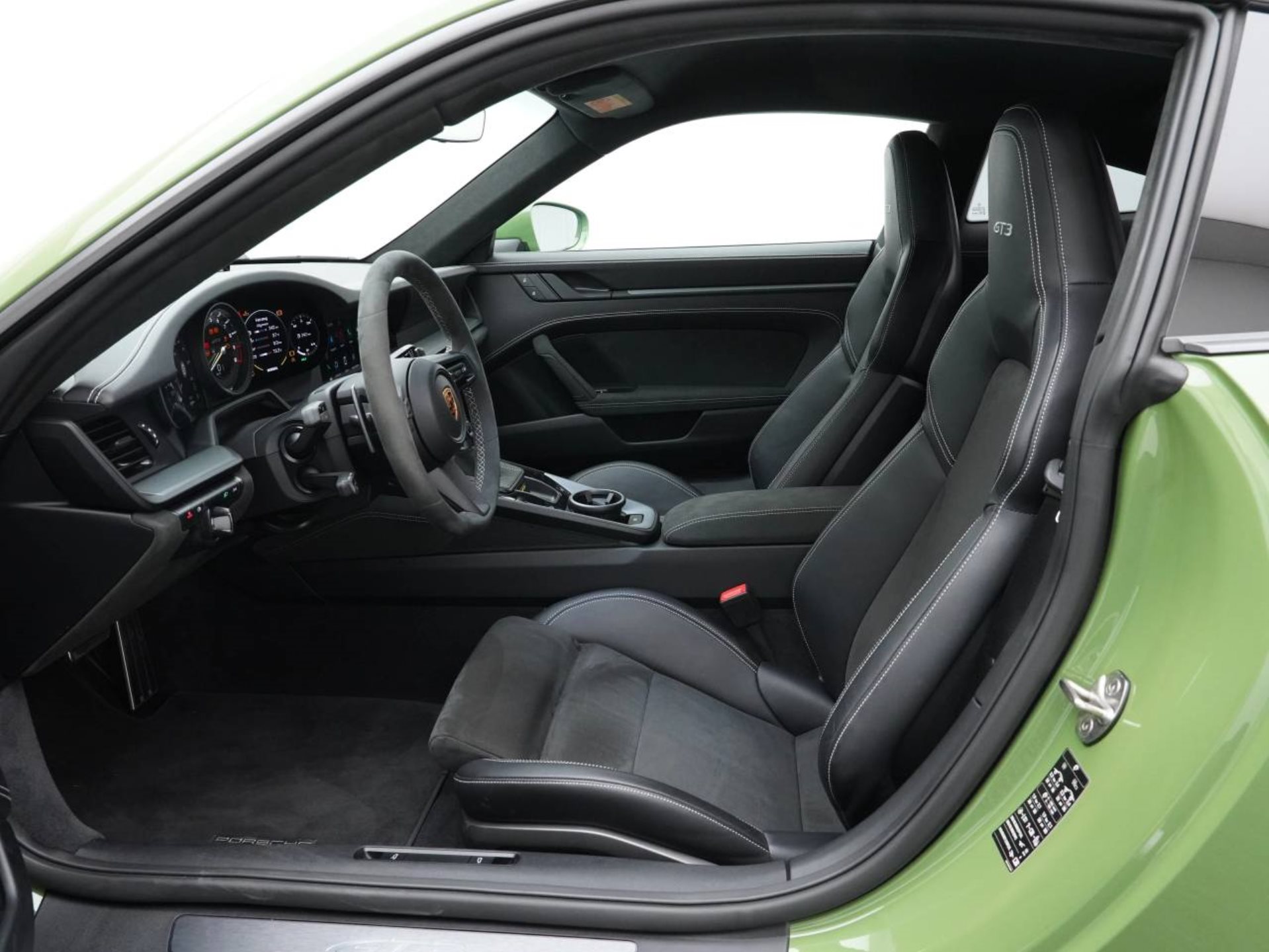 PORSCHE 911 GT3-image-4