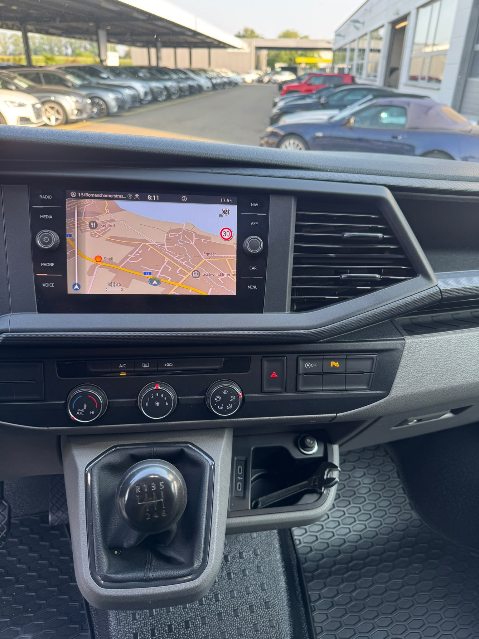 VW T6.1 2.0 TDI-image-13