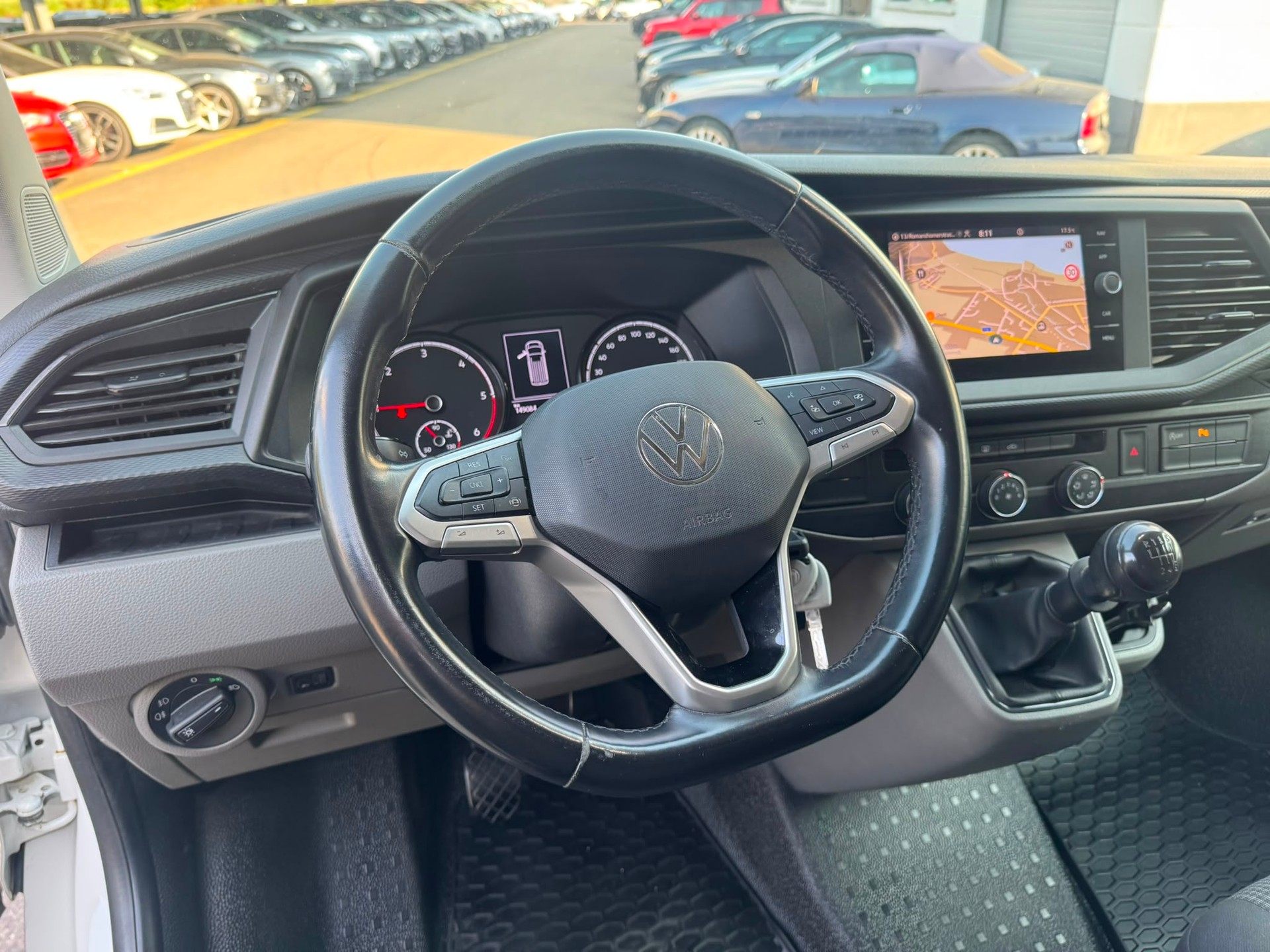 VW T6.1 2.0 TDI-image-12