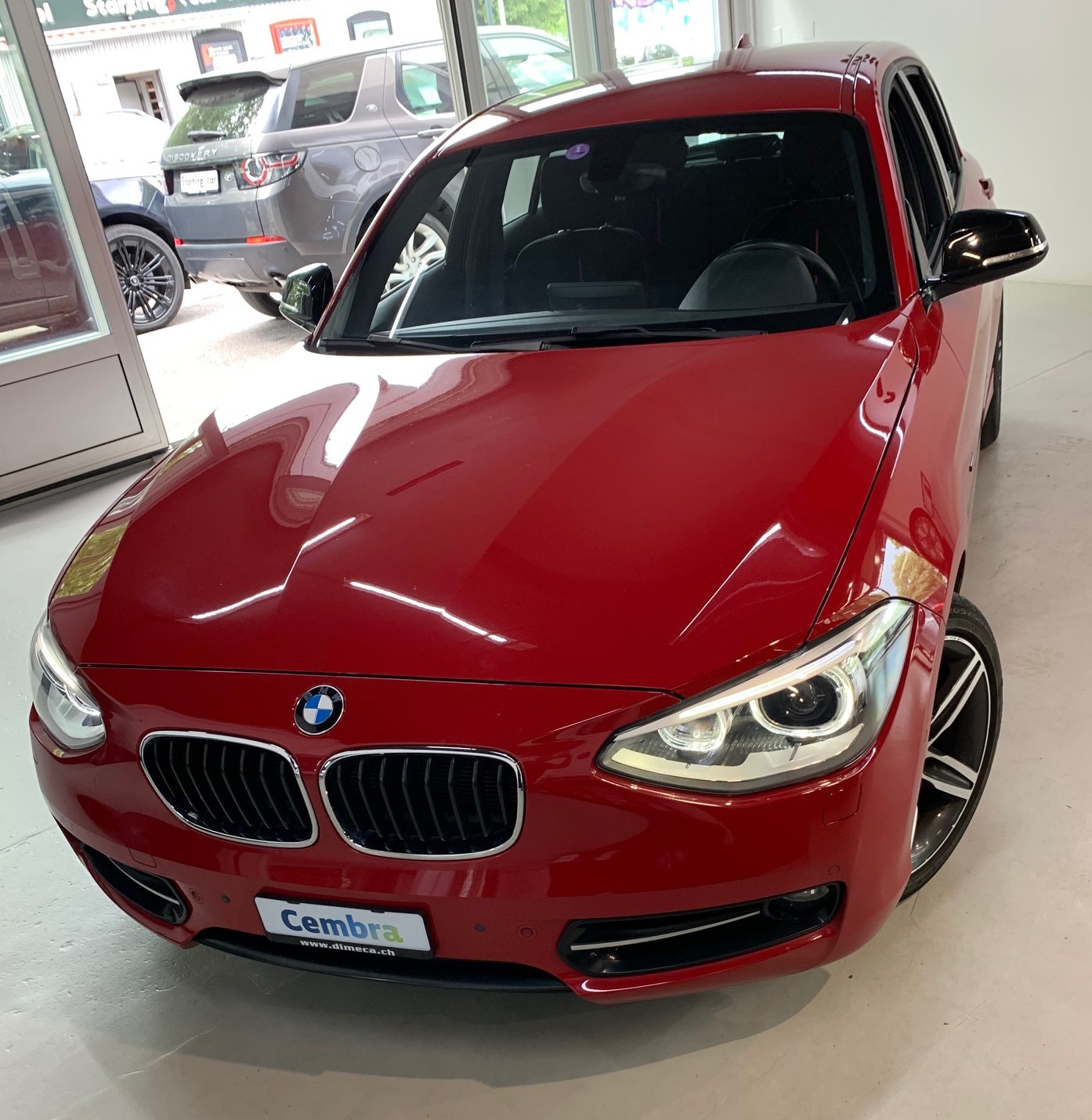 BMW 118i Sport Line-image-4