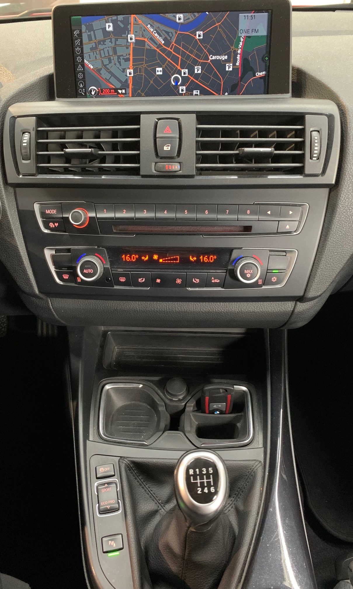 BMW 118i Sport Line-image-20