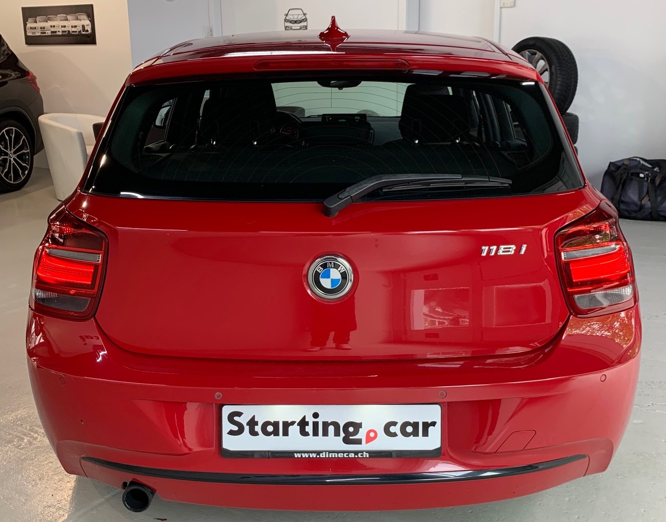 BMW 118i Sport Line-image-12