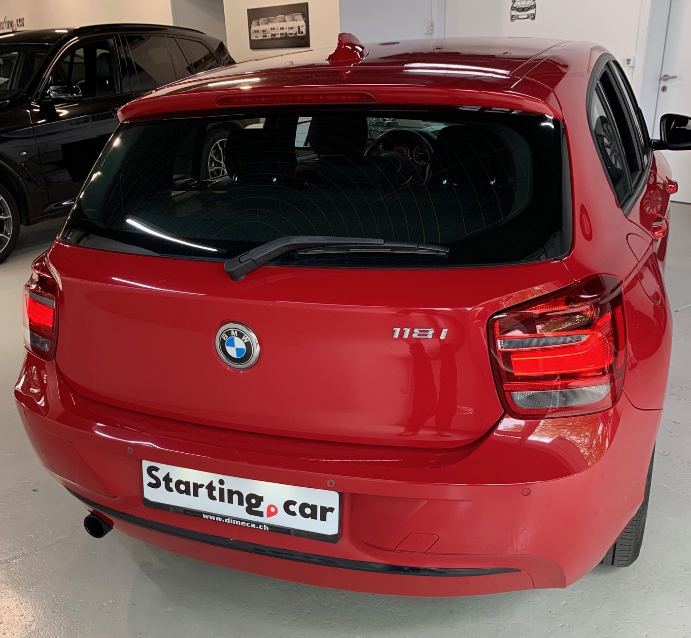 BMW 118i Sport Line-image-11