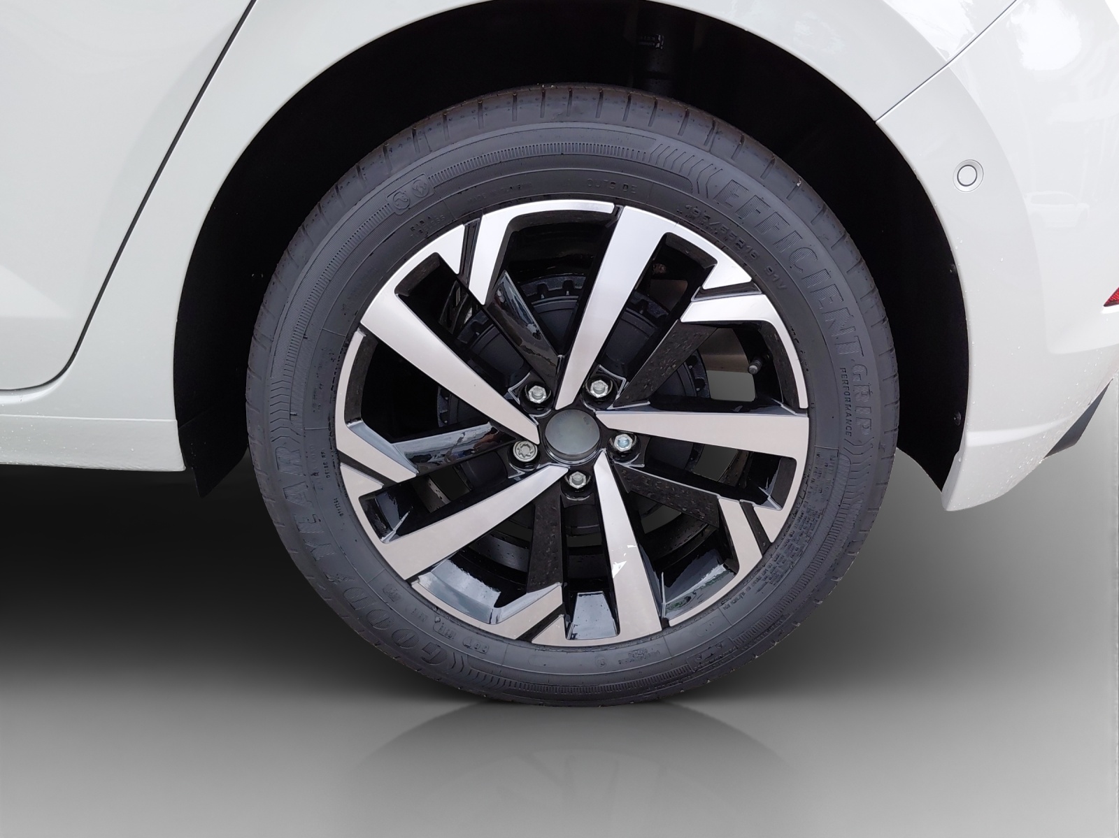 VW Polo 1.0 TSI Life DSG-image-13
