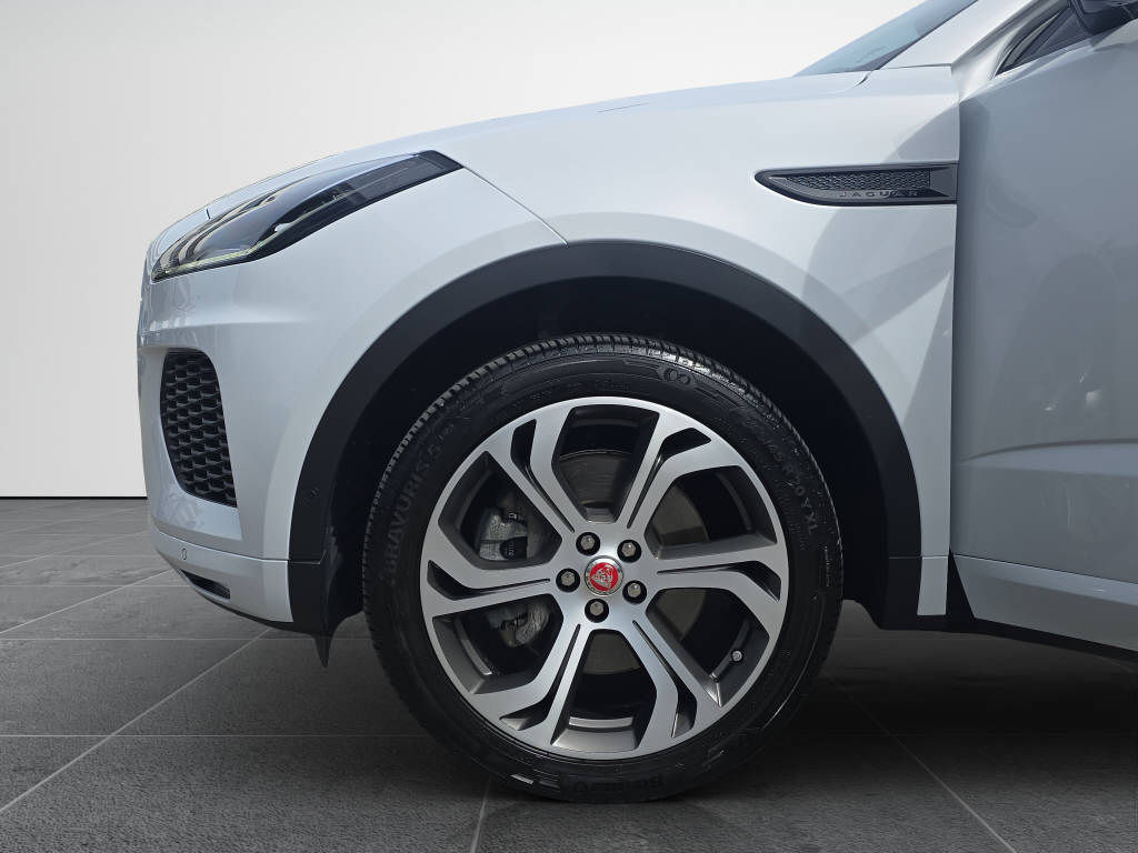JAGUAR E-Pace 2.0 T 250 First Edition AWD-image-18