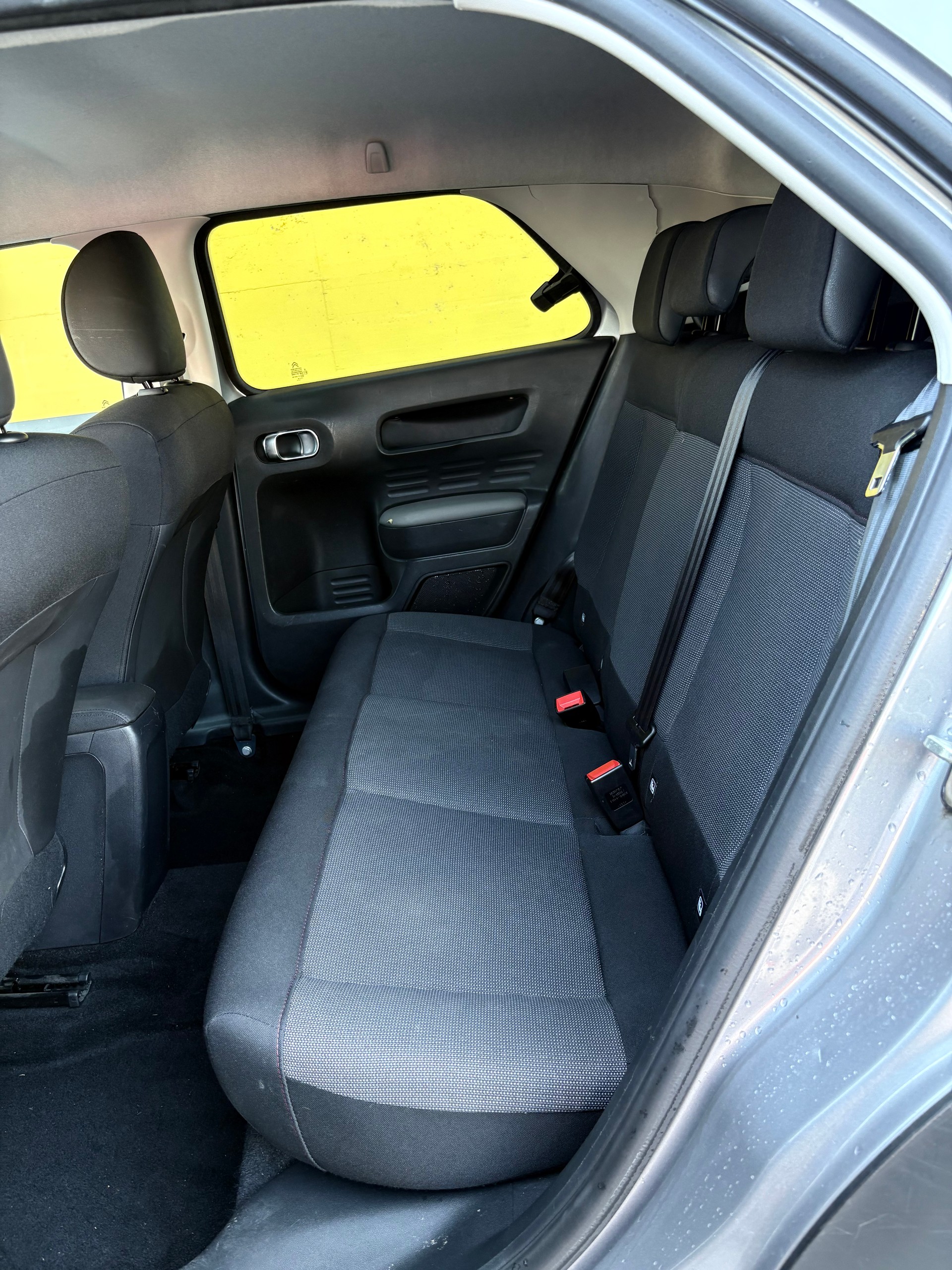 CITROEN C4 Cactus 1.2 Pure Tech Feel-image-11