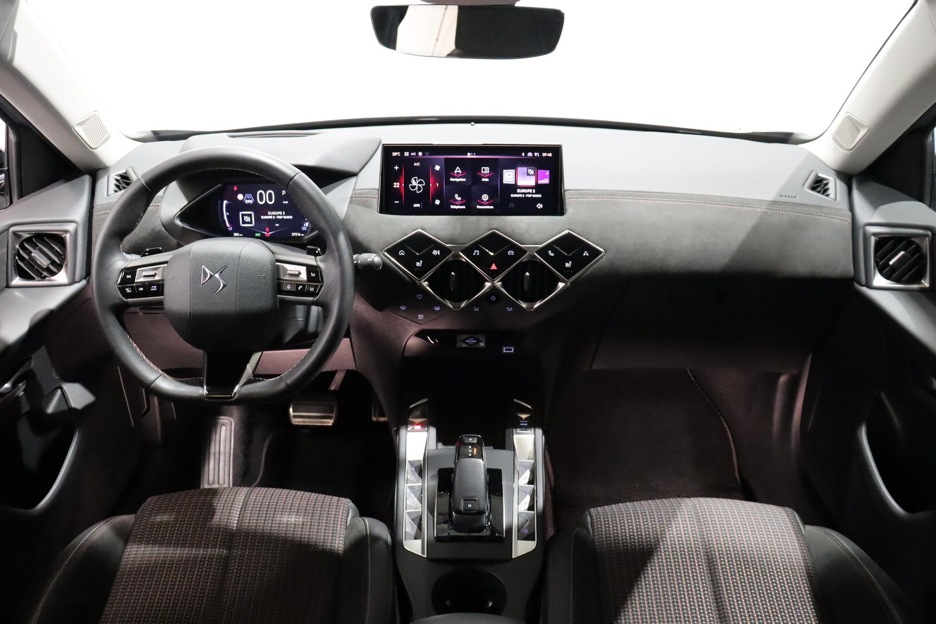 DS AUTOMOBILES 3 Crossback 1.2 PureTech 130 Ligne Noire-image-6