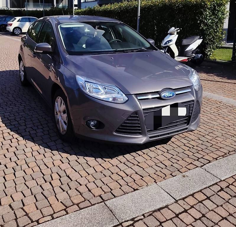 FORD FOCUS-image-0