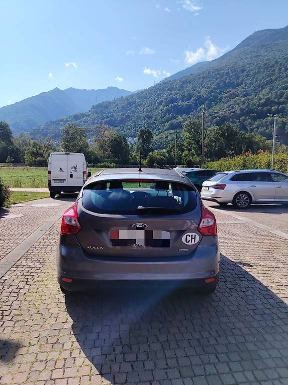 FORD FOCUS-image-1