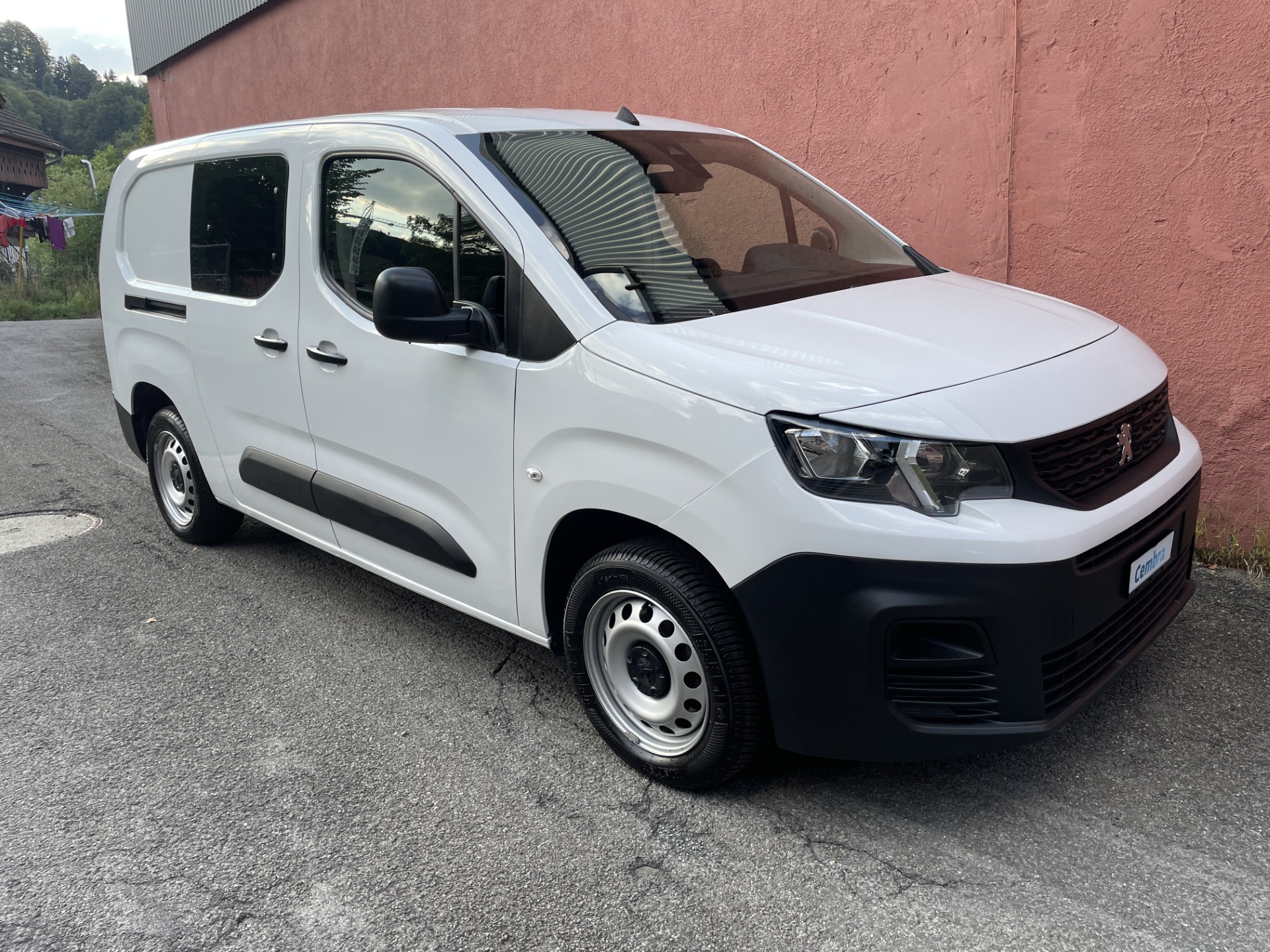 PEUGEOT Partner 1.5 Blue HDi s/s Pro Vertiefte Kabine-image-5