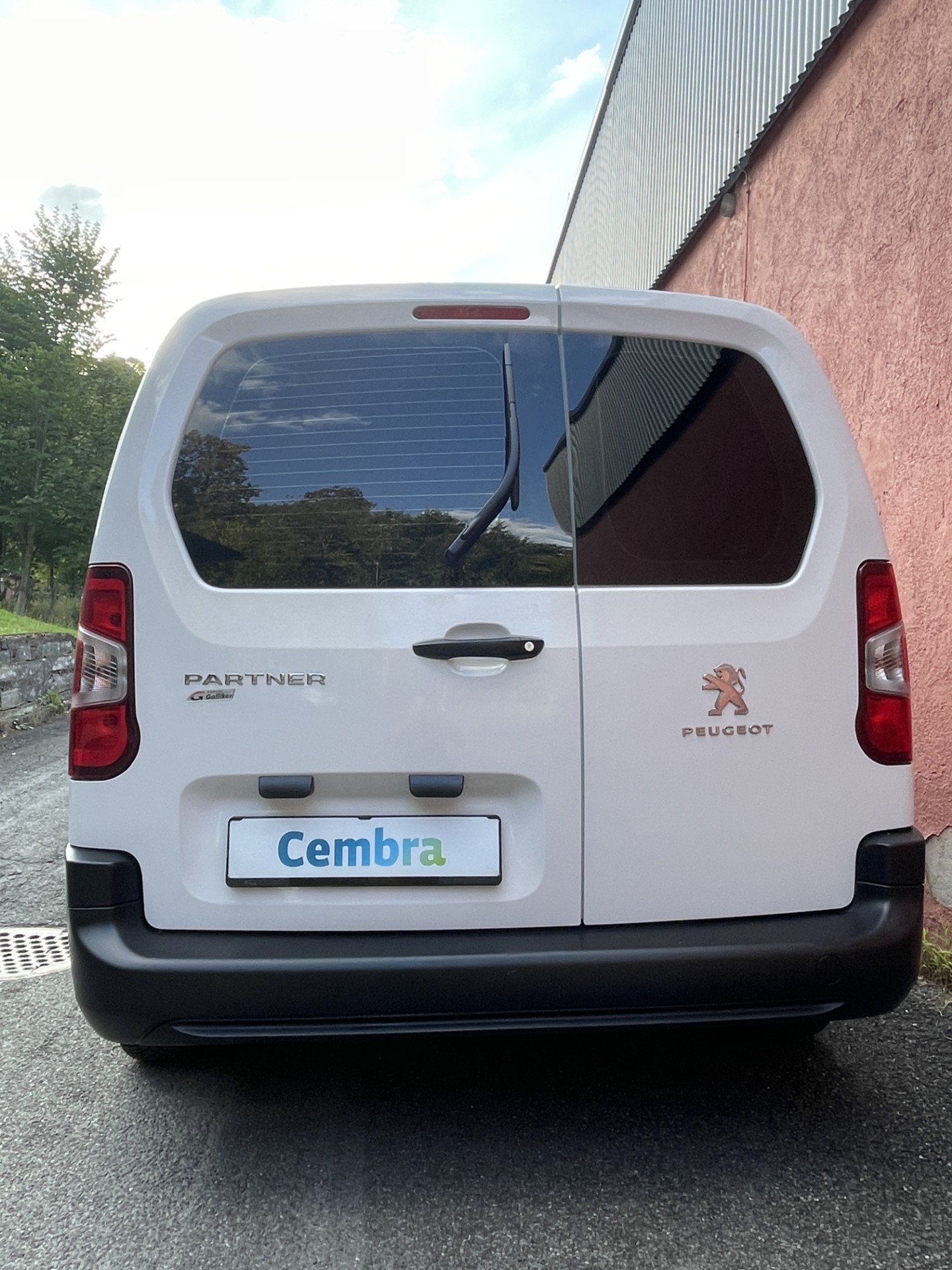 PEUGEOT Partner 1.5 Blue HDi s/s Pro Vertiefte Kabine-image-4