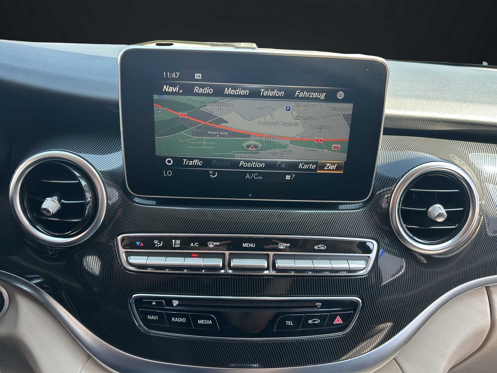 MERCEDES-BENZ Marco Polo 250 d 4Matic 7G-Tronic-image-12