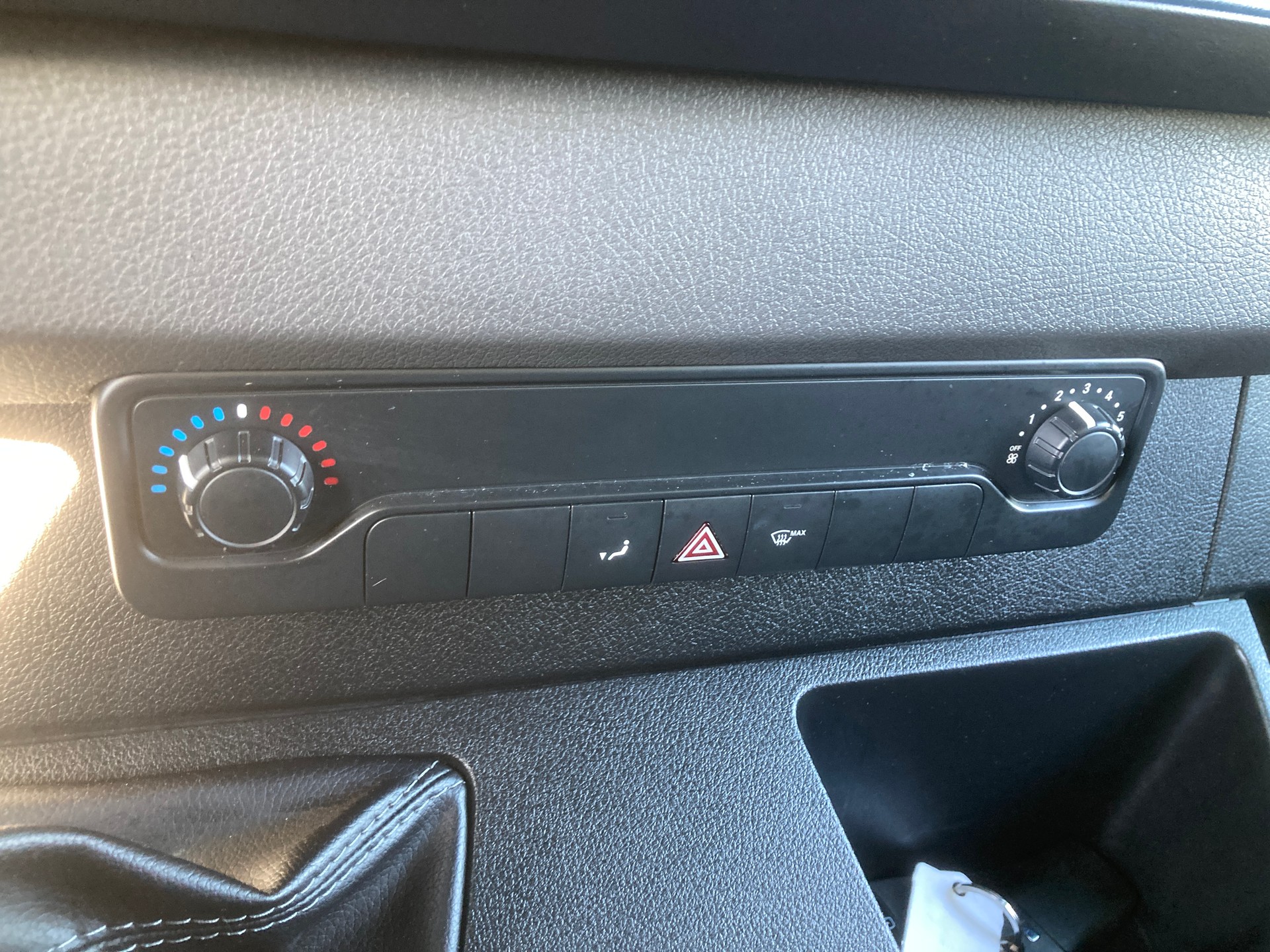 MERCEDES-BENZ Sprinter 314 CDI Kasten mit Hebebühne-image-12
