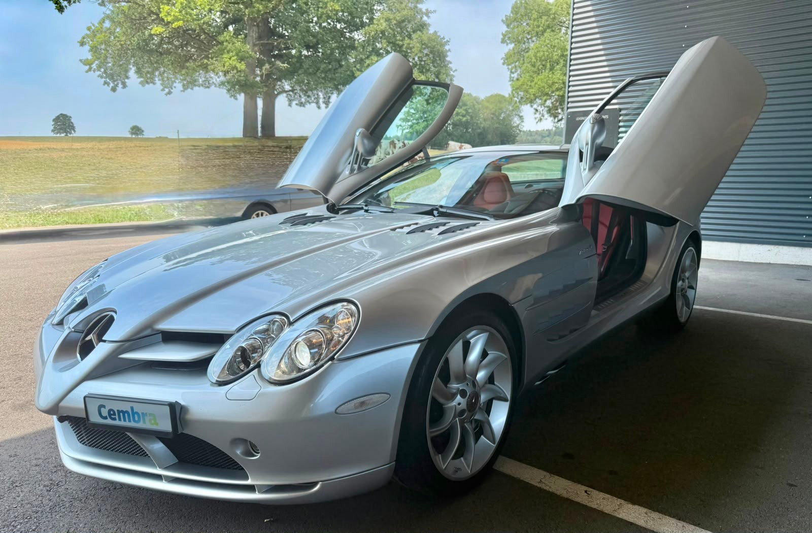 MERCEDES-BENZ SLR-image-0