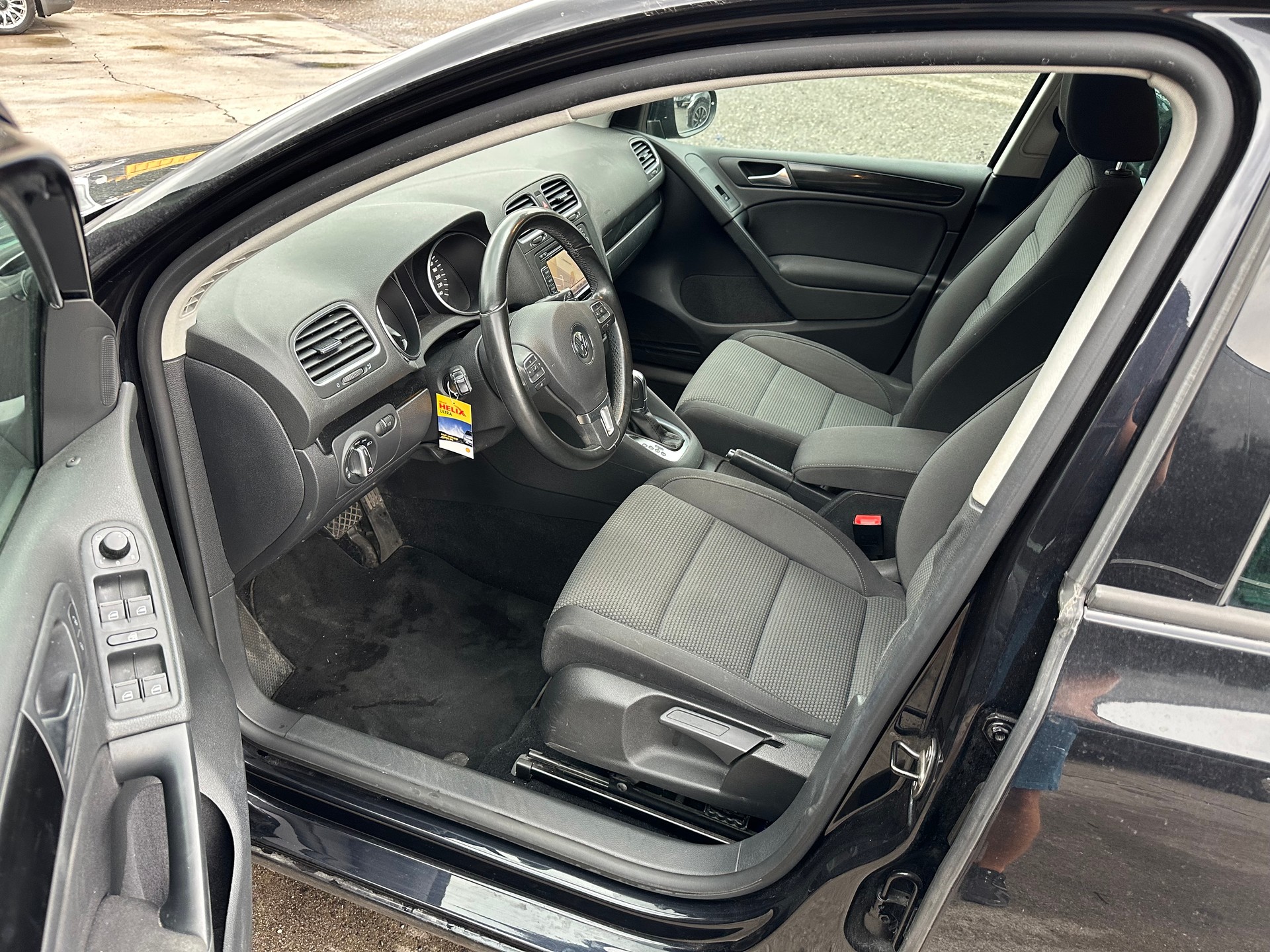 VW Golf 1.2 TSI BlueMotion Technology Team DSG-image-12