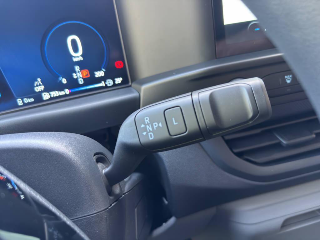 FORD Transit C Van 320 L1 2.5 Duratec 233 Trend PHEV-image-15