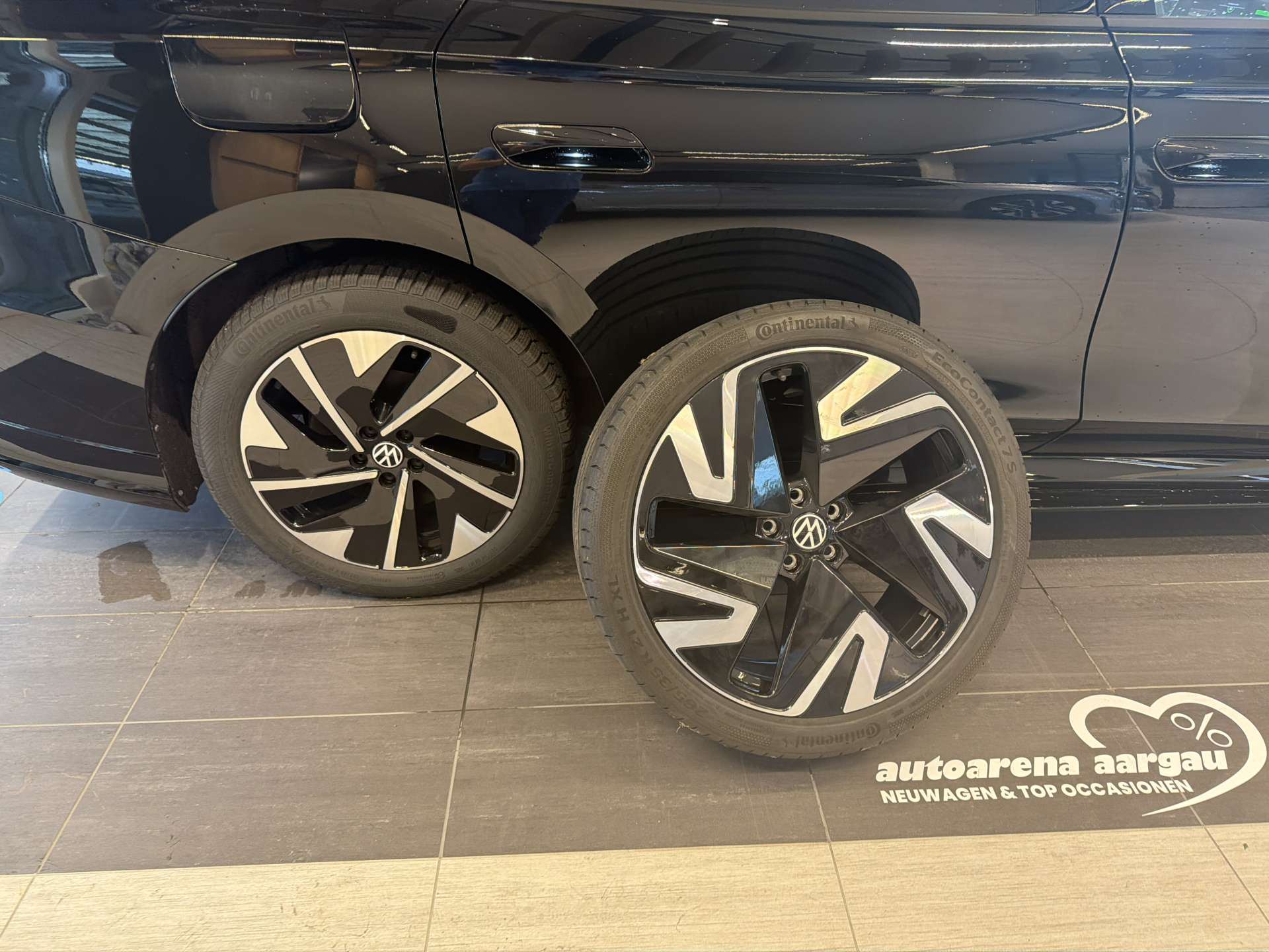 VW ID.7 Tourer GTX 86 kWh 340PS 4Motion Automat-image-8