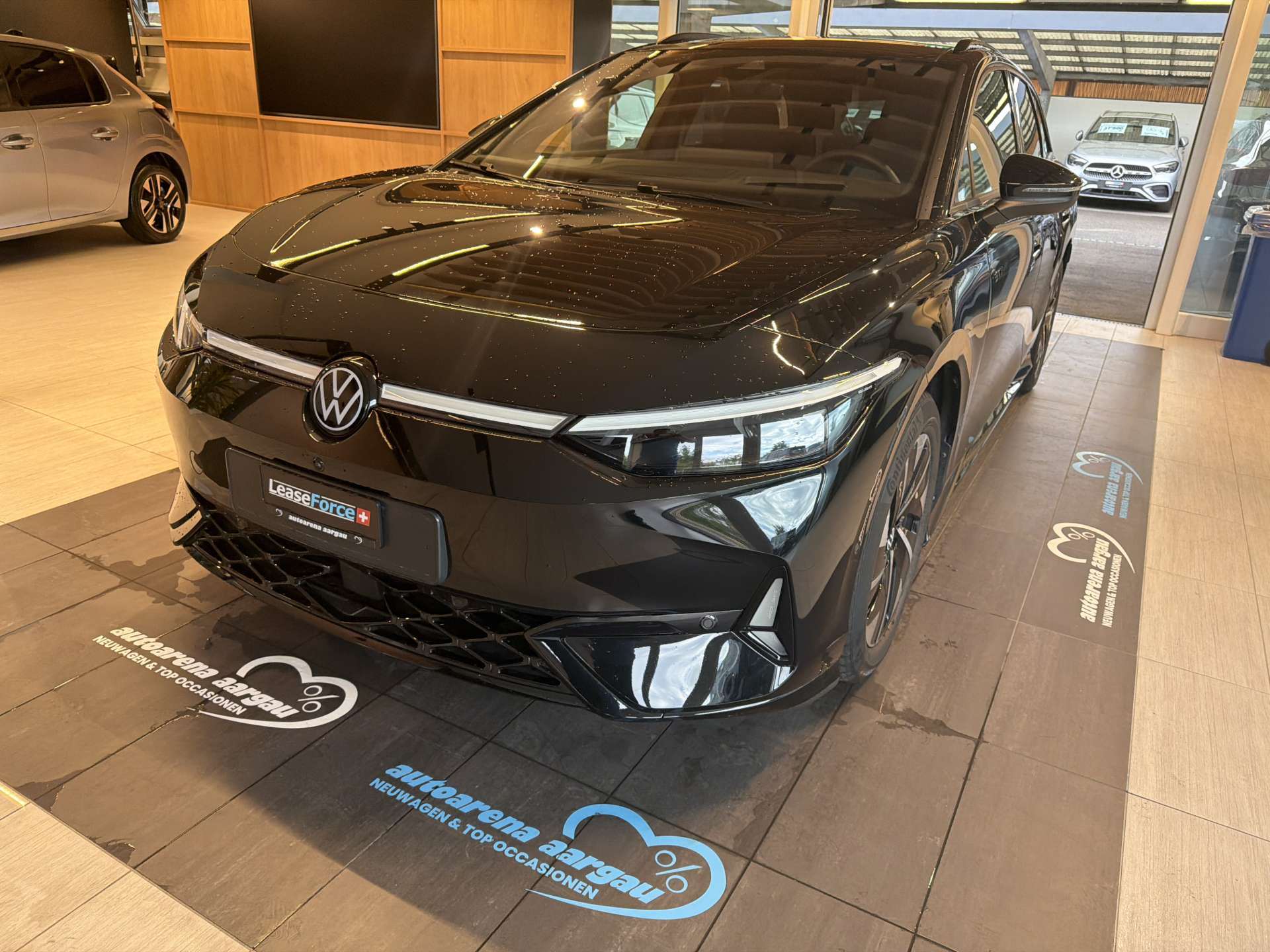 VW ID.7 Tourer GTX 86 kWh 340PS 4Motion Automat-image-0