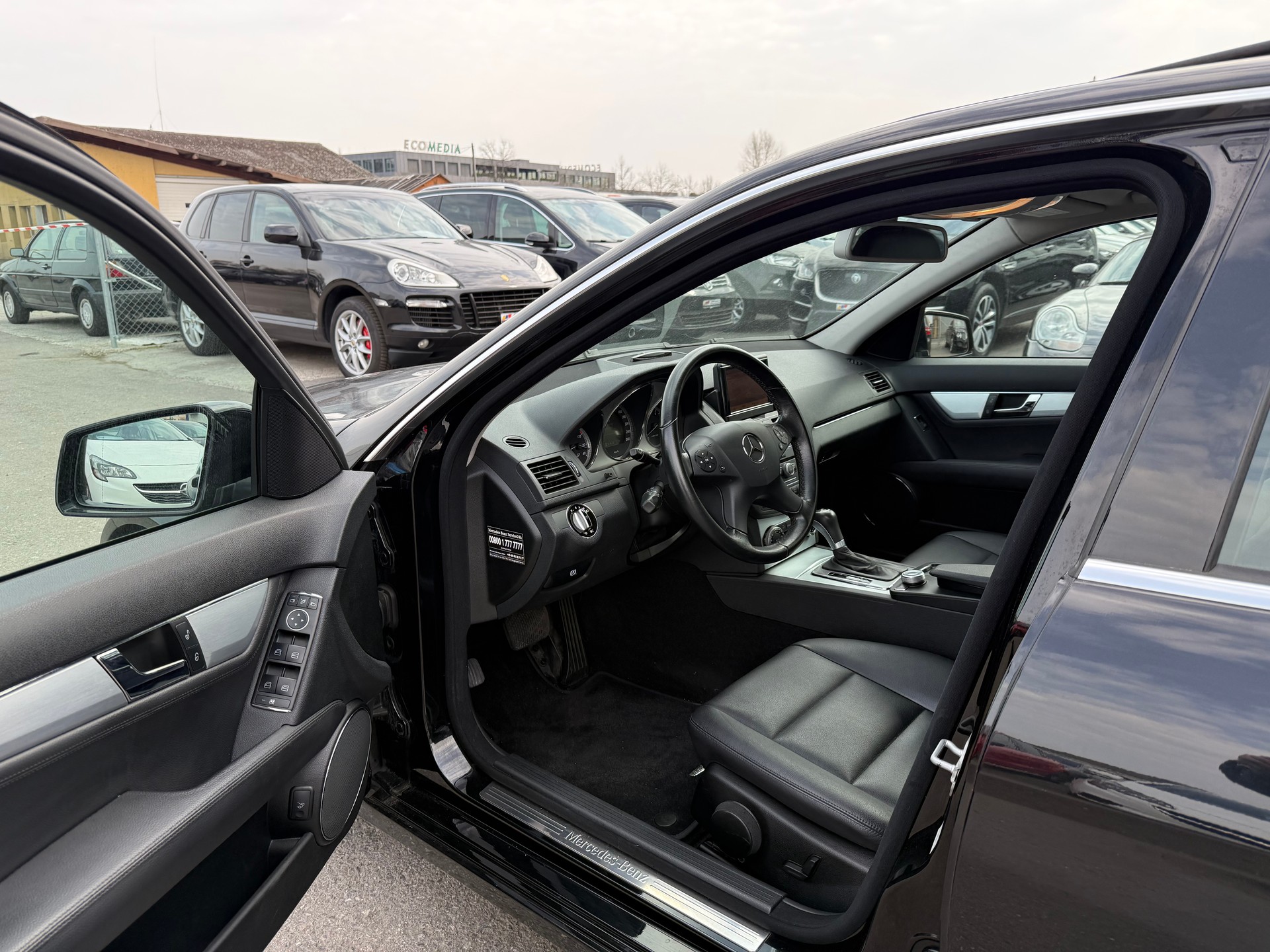 MERCEDES-BENZ C 300 (280) Avantgarde 4Matic 7G-Tronic / Frisch ab MFK / Sehr gepflegt / Schiebedach / Leder / PDC-image-10