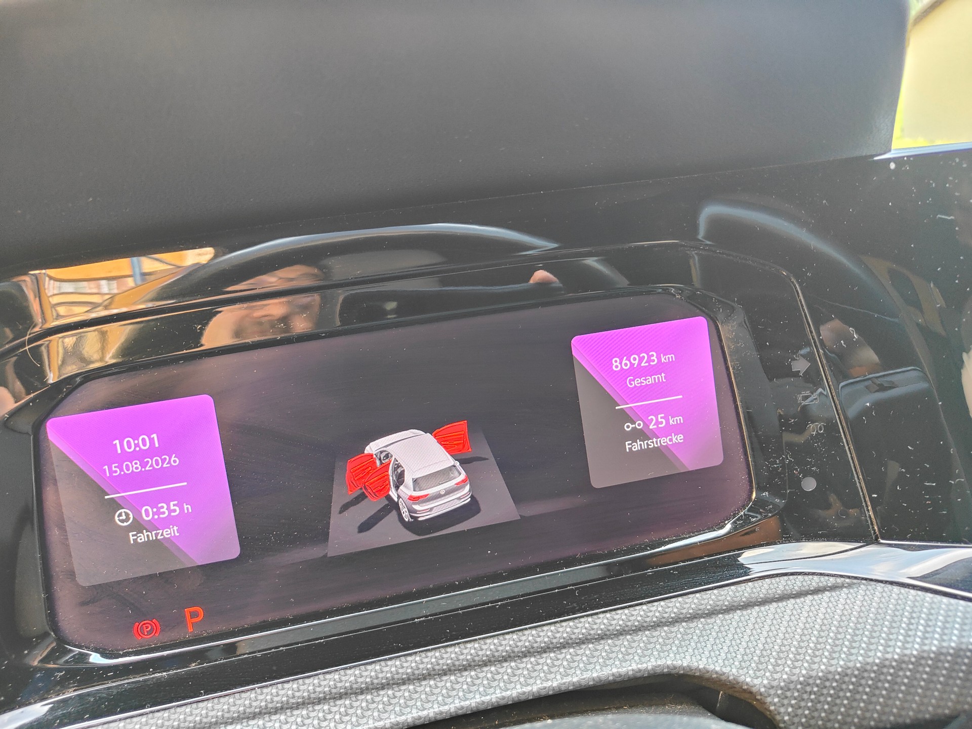 VW 2.0 TSI R DSG 4Motion R-Performanc-image-14