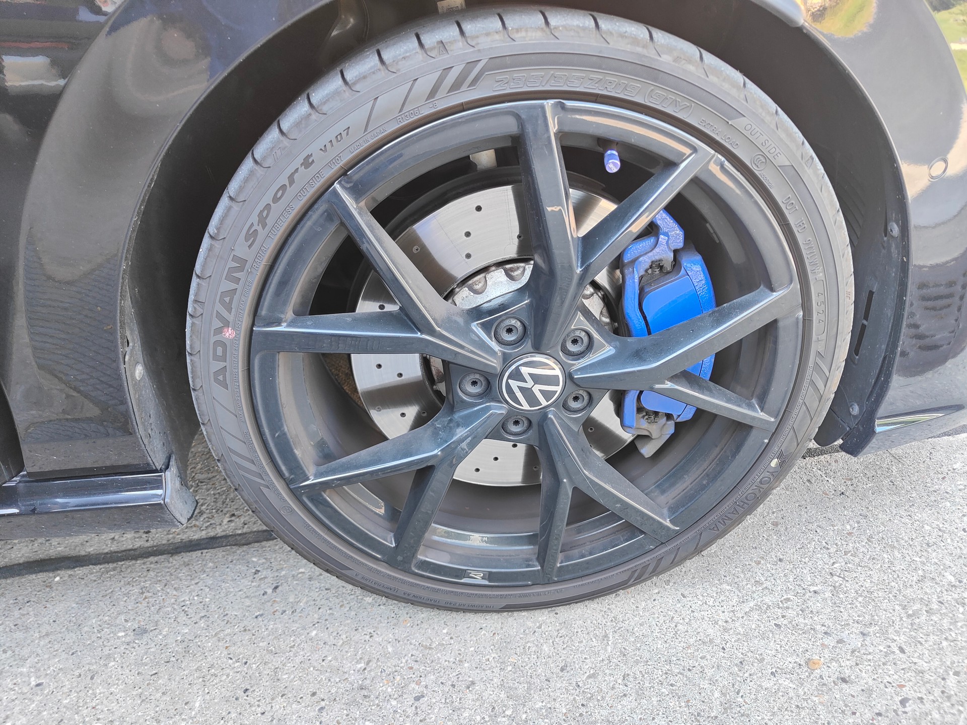 VW 2.0 TSI R DSG 4Motion R-Performanc-image-12