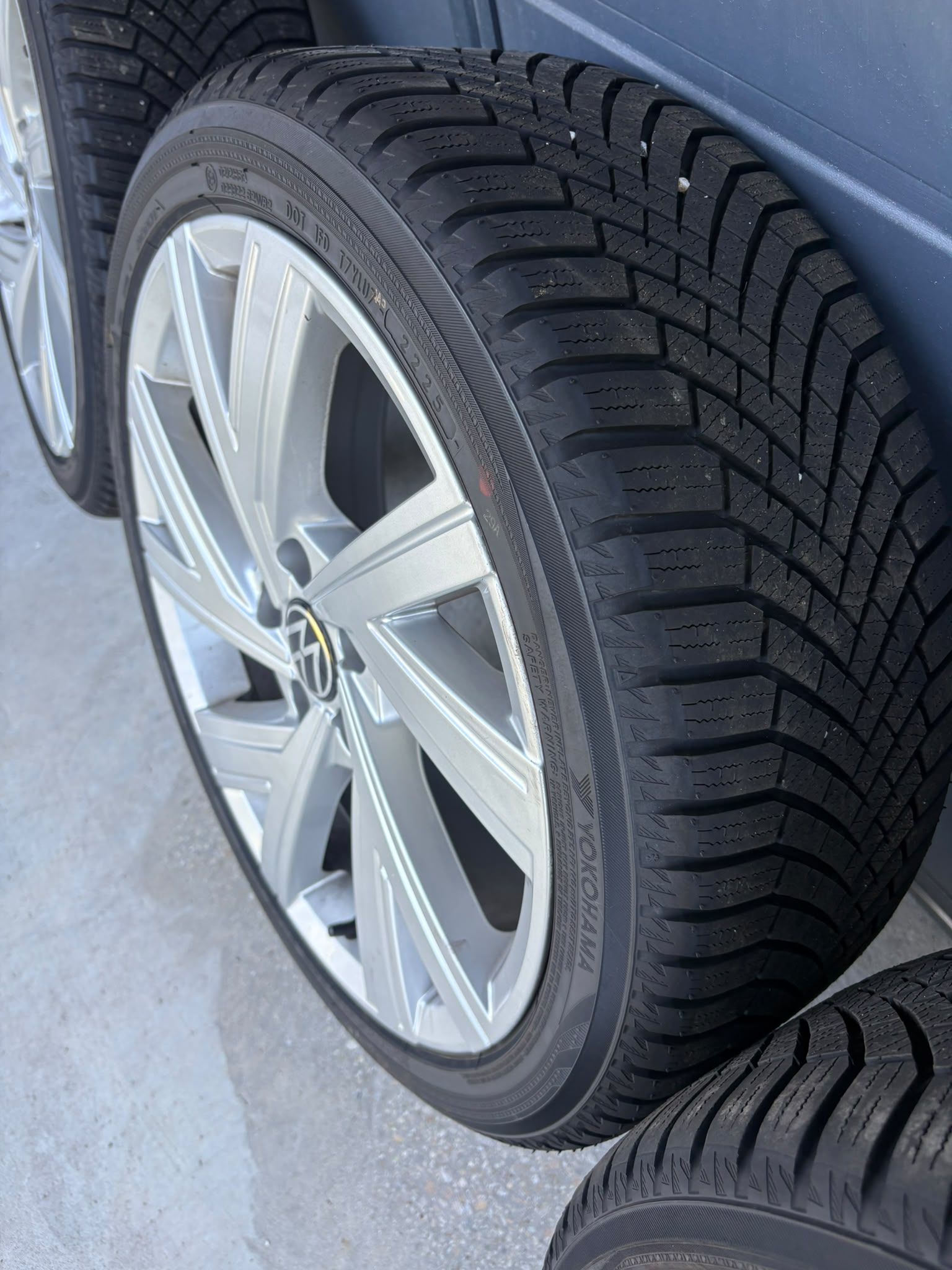 VW 2.0 TSI R DSG 4Motion R-Performanc-image-29