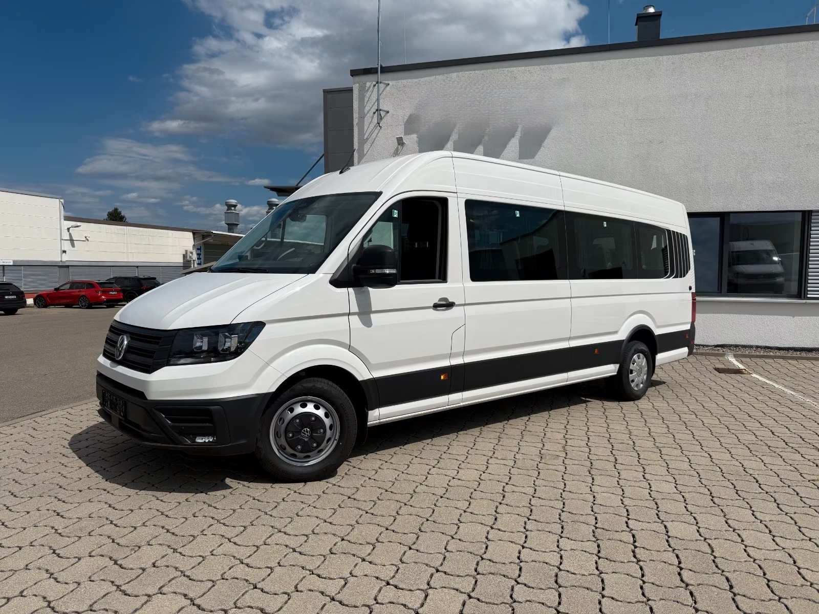 VW Crafter Bus 17-Sitzer