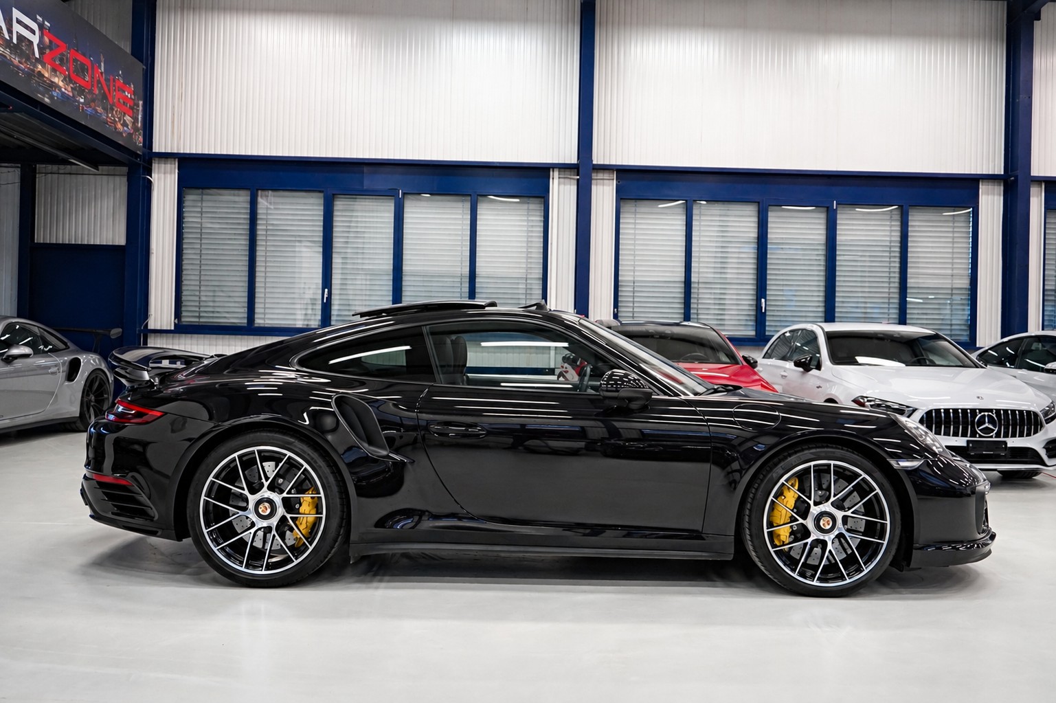 PORSCHE 911 Turbo S PDK // PORSCHE APPROVED BIS 03.2028 //-image-2