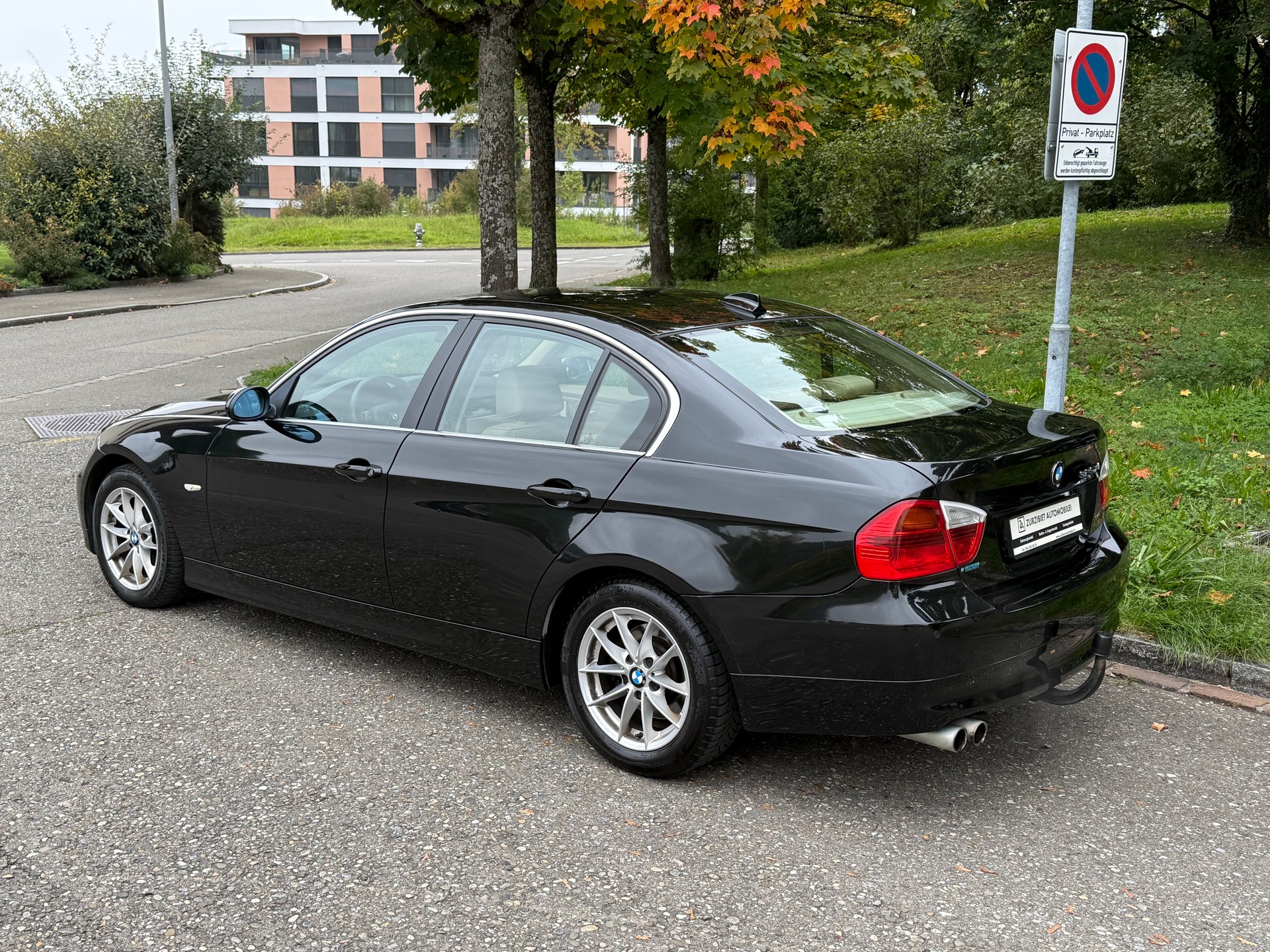 BMW 325xi Automat-image-3