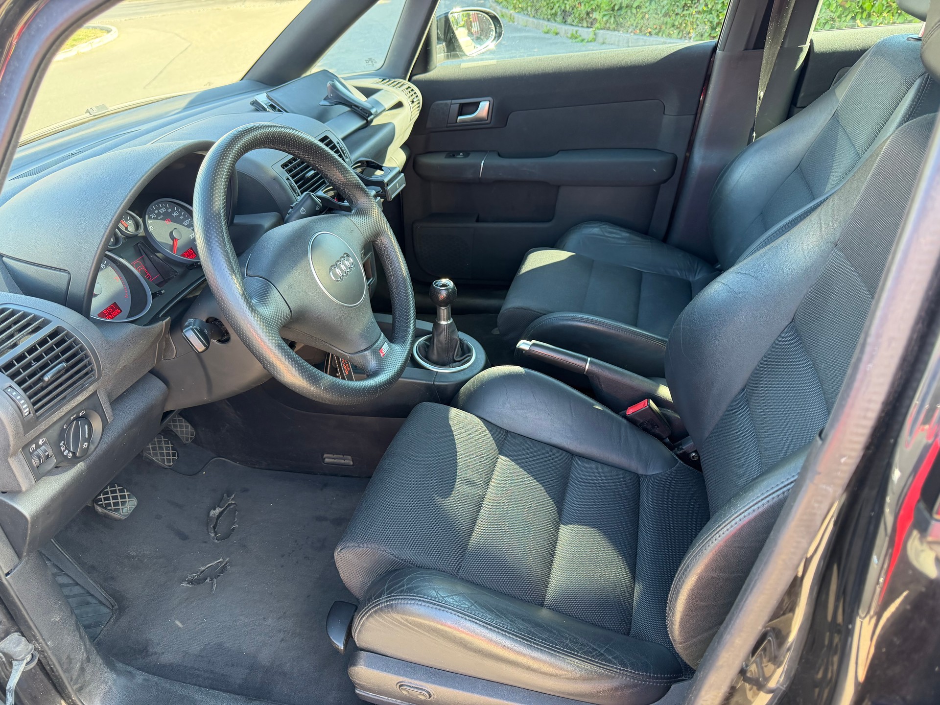 AUDI A2 1.6 FSI S-line frisch ab Mfk-image-8