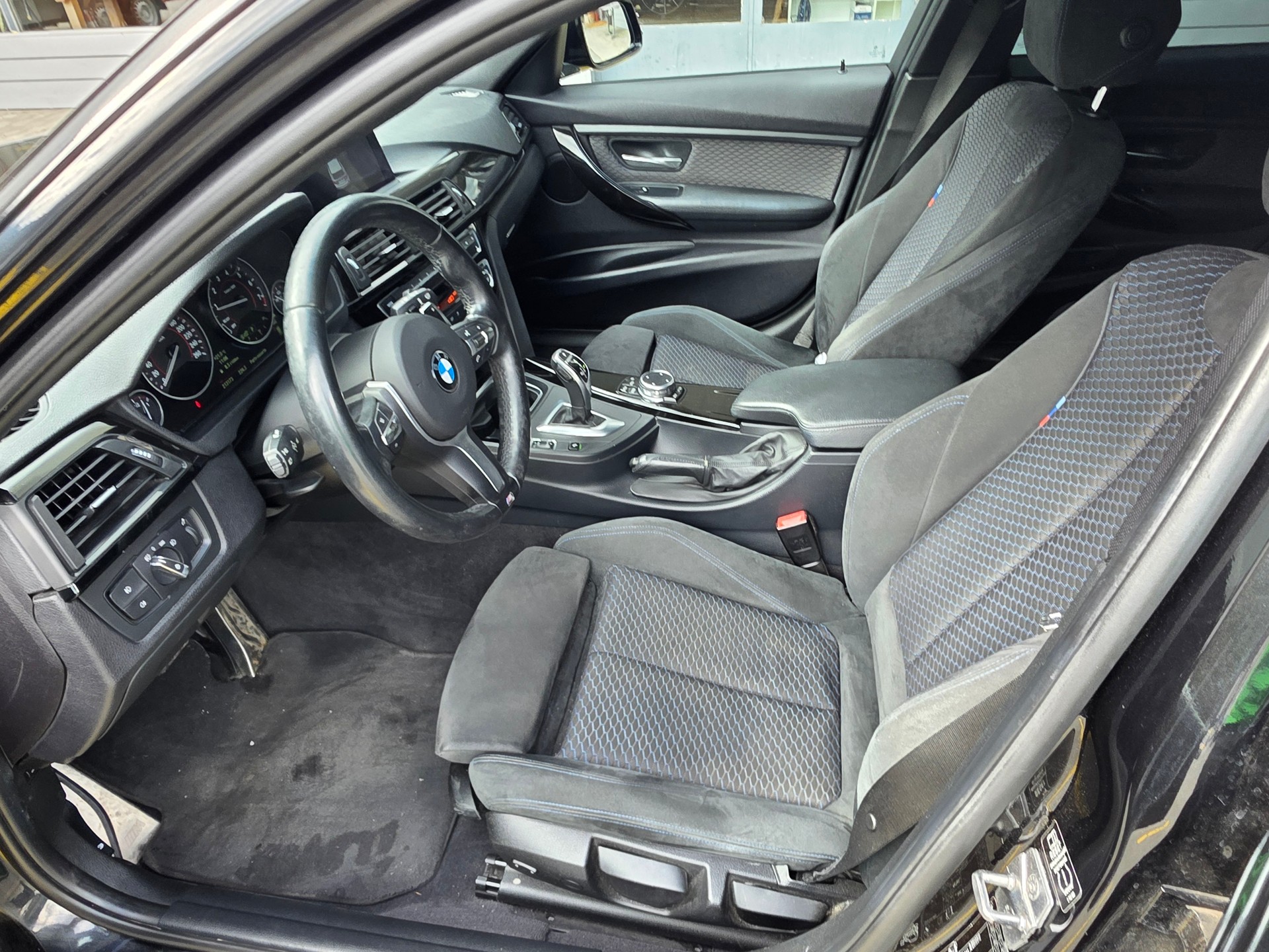 BMW 328i xDrive Touring Steptronic-image-6
