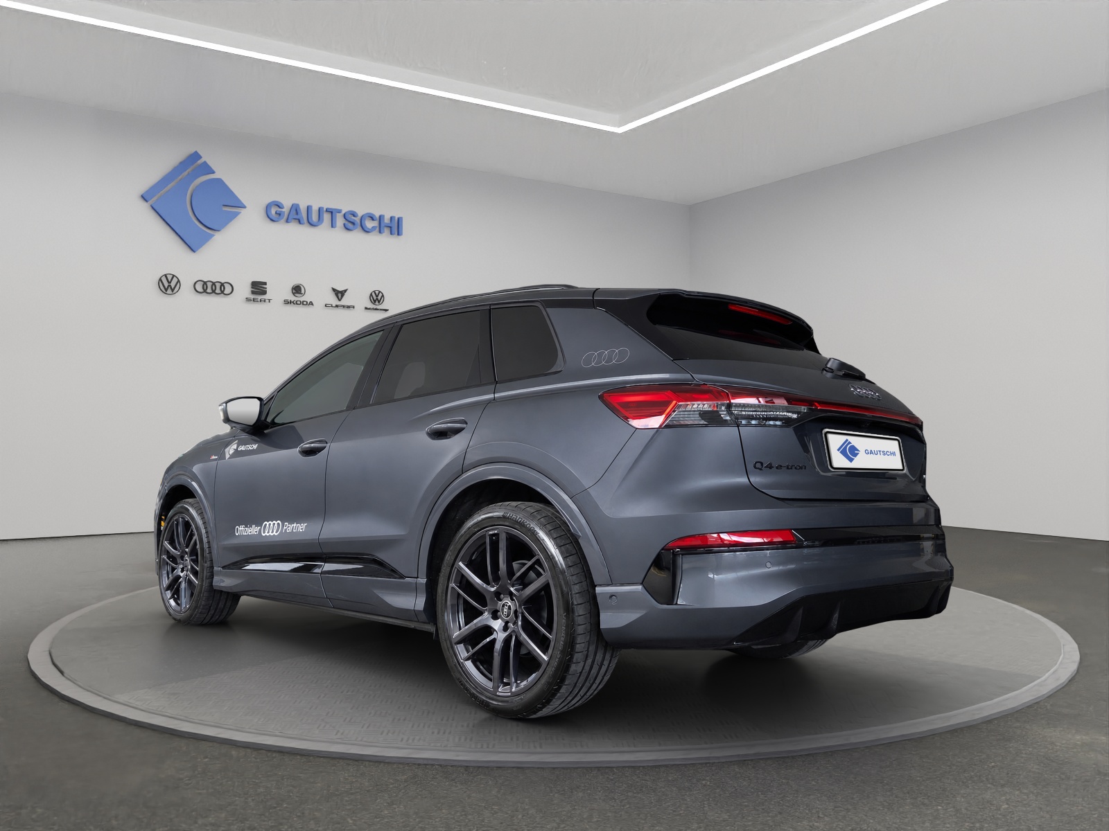 AUDI Q4 e-tron SUV quattro performance-image-2