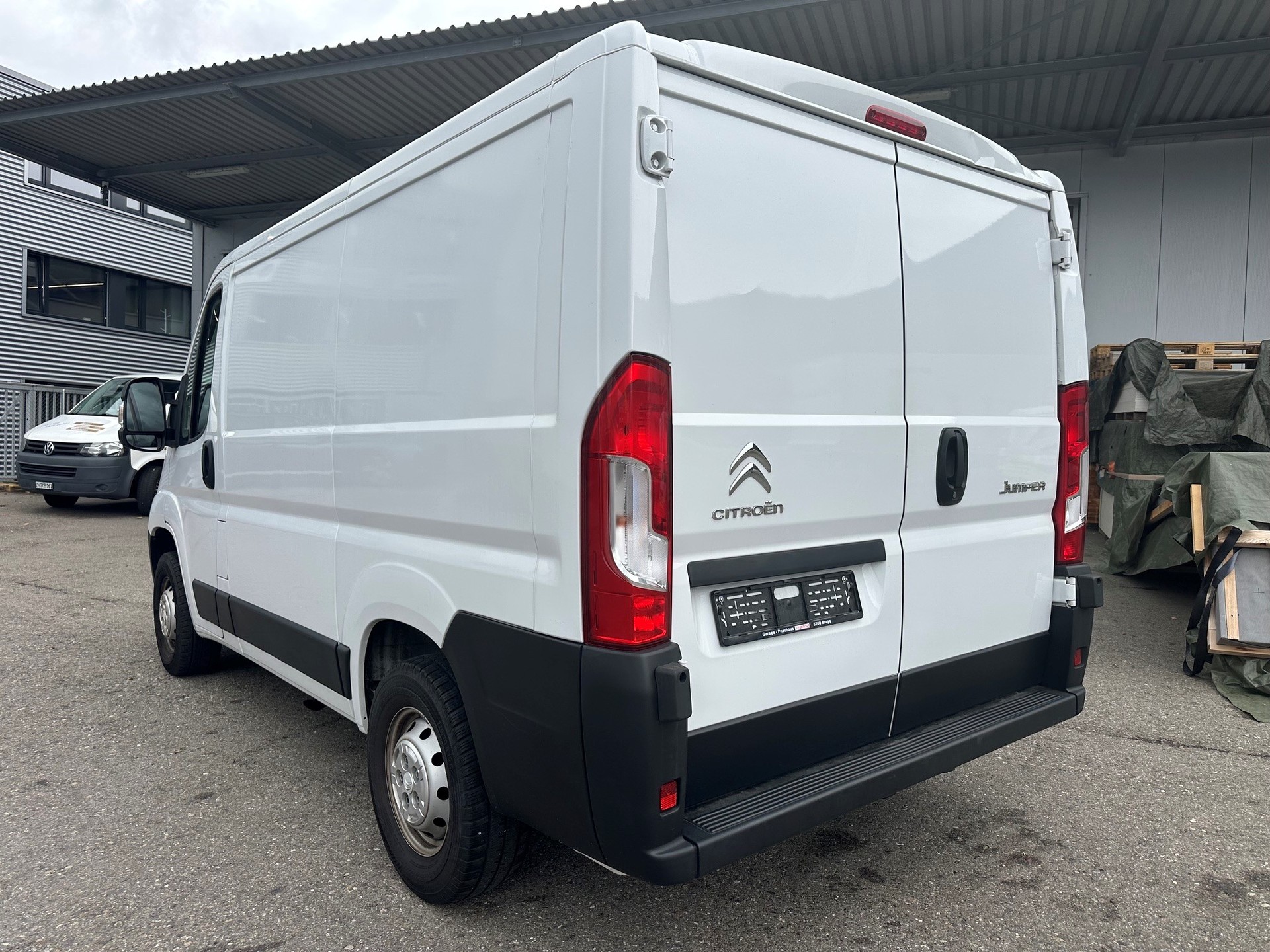 CITROEN Jumper 30 2.2 BlueHDi 120 Club L1H1-image-2