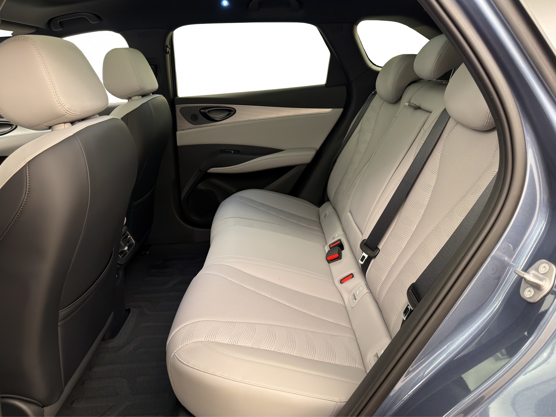 BYD Seal 6 DM-i Touring Comfort Lite-image-11