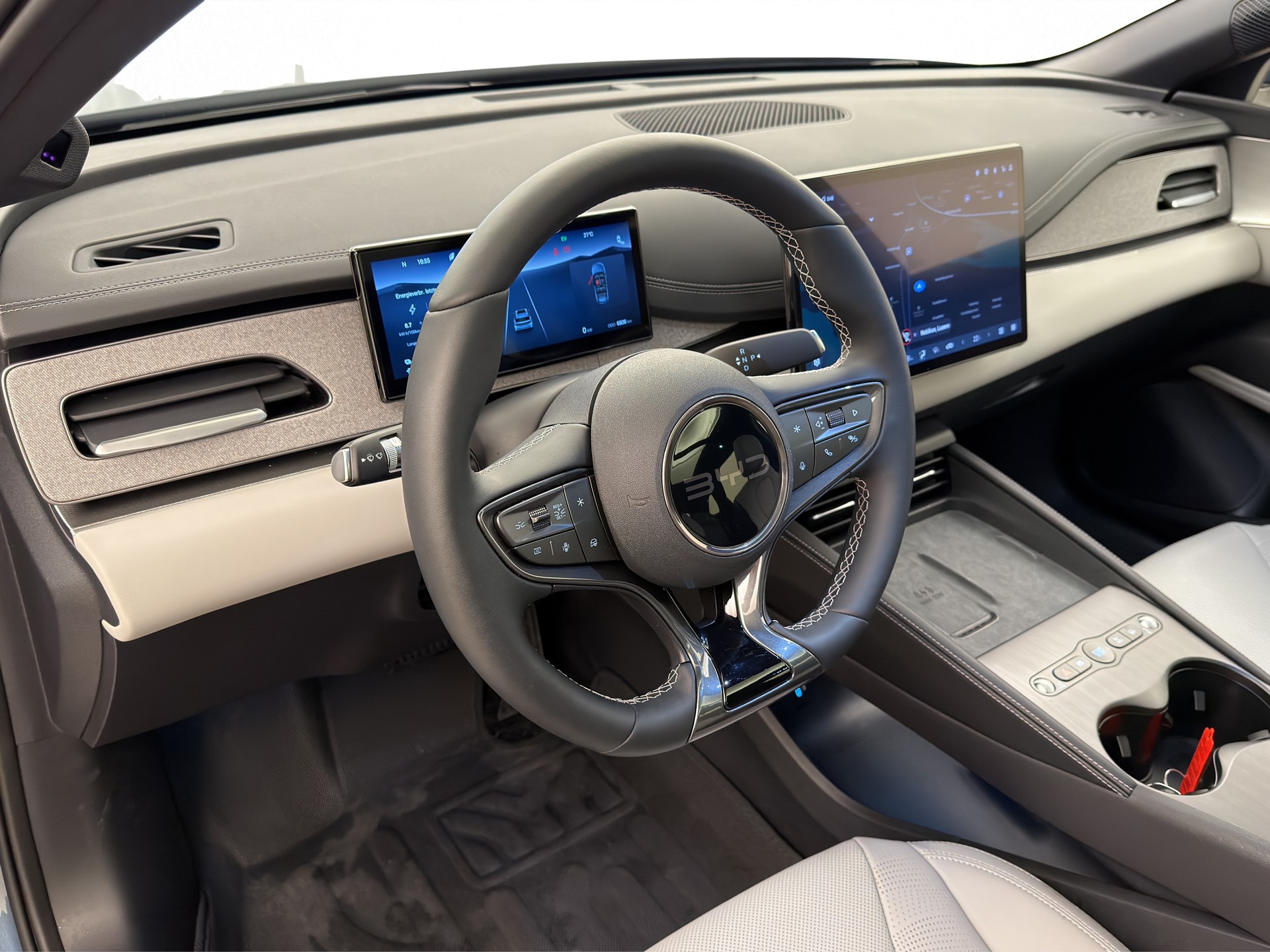 BYD Seal 6 DM-i Touring Comfort Lite-image-13