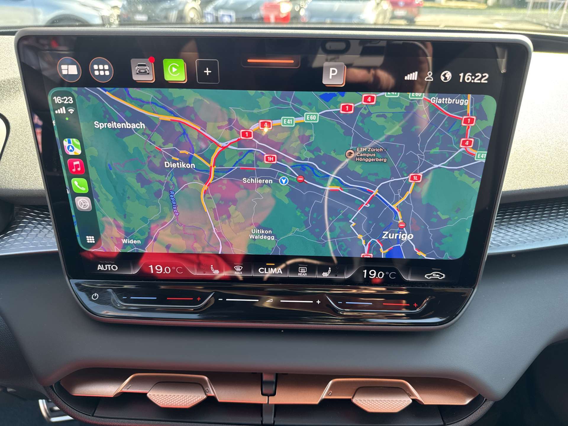 CUPRA Terramar 1.5 eTSi DSG-Automat-image-1