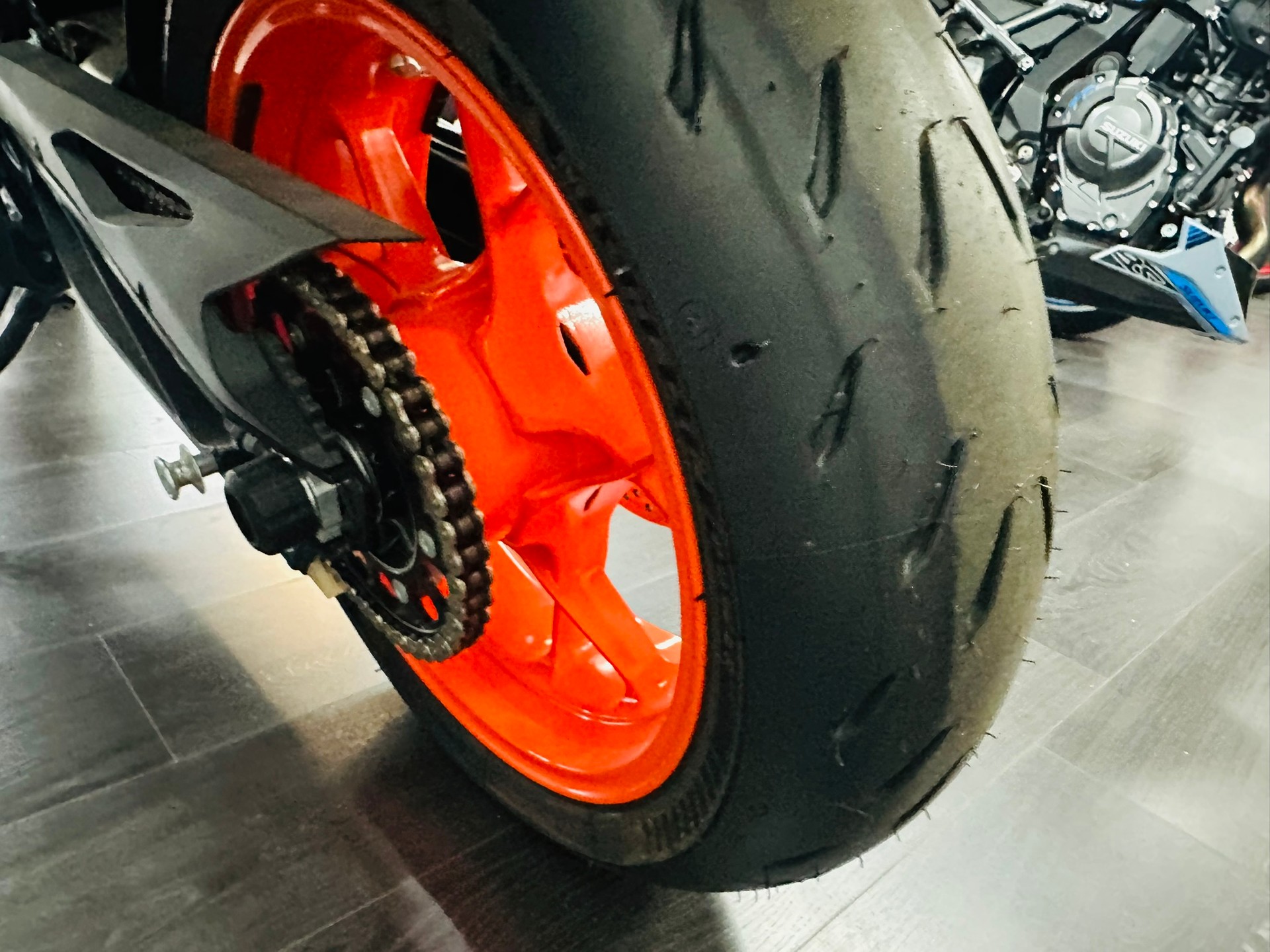 KTM 890 SMT Supermoto Travel-image-5