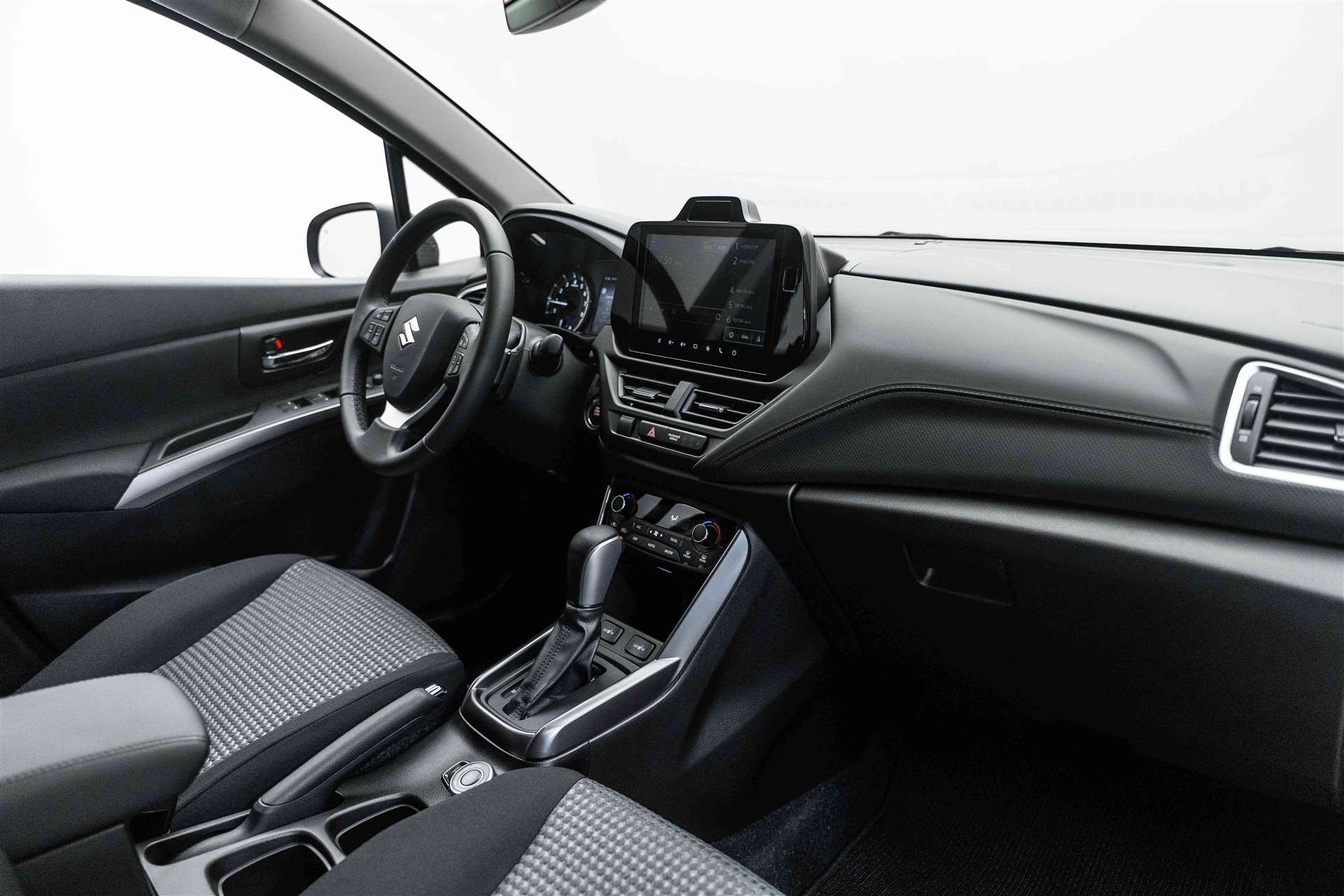 SUZUKI SUZUKI S-Cross 1.4 16V Compact 4WD MHD Automat-image-10