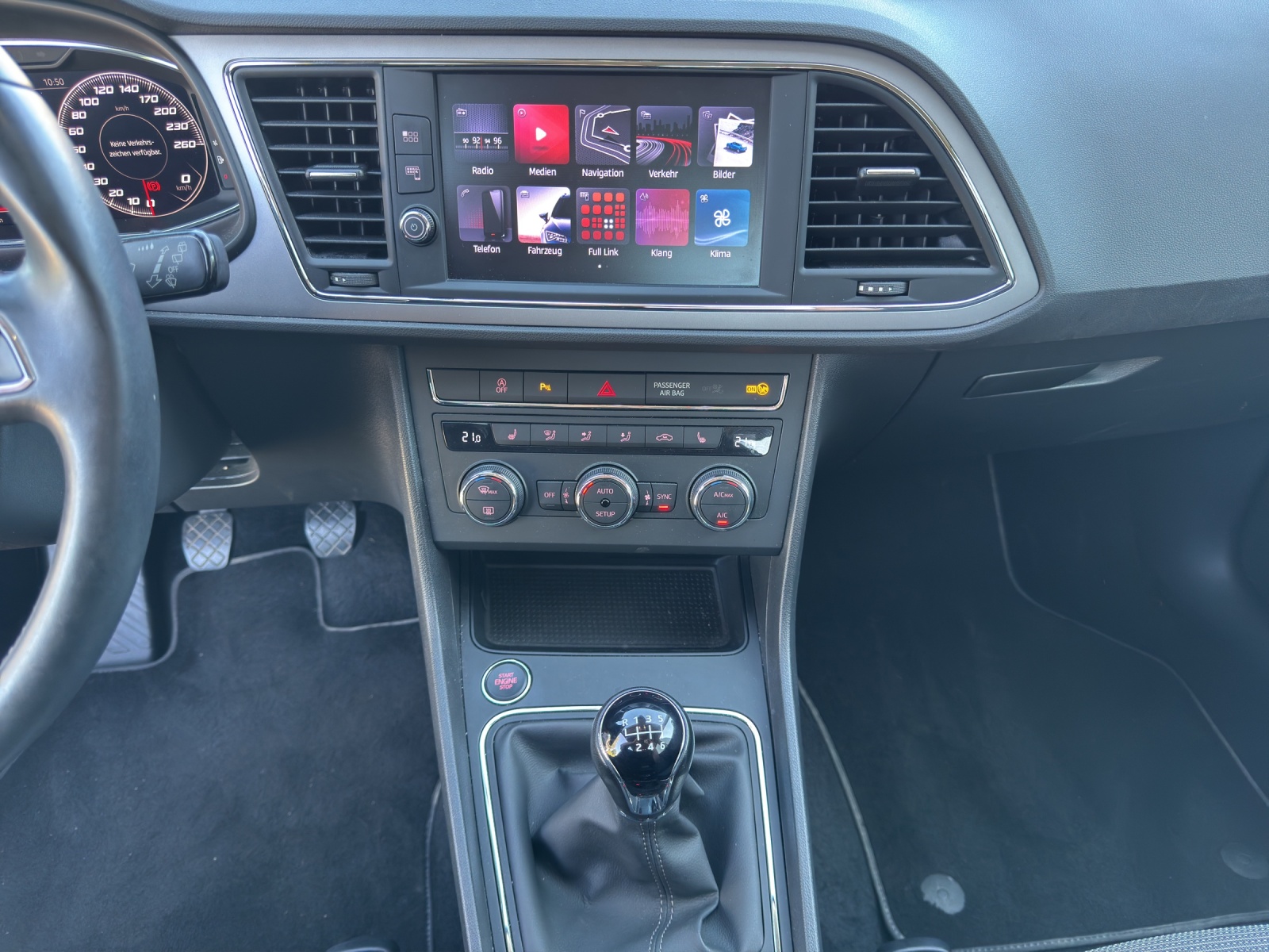 SEAT Leon 1.5 TSI EVO ACT Style-image-13
