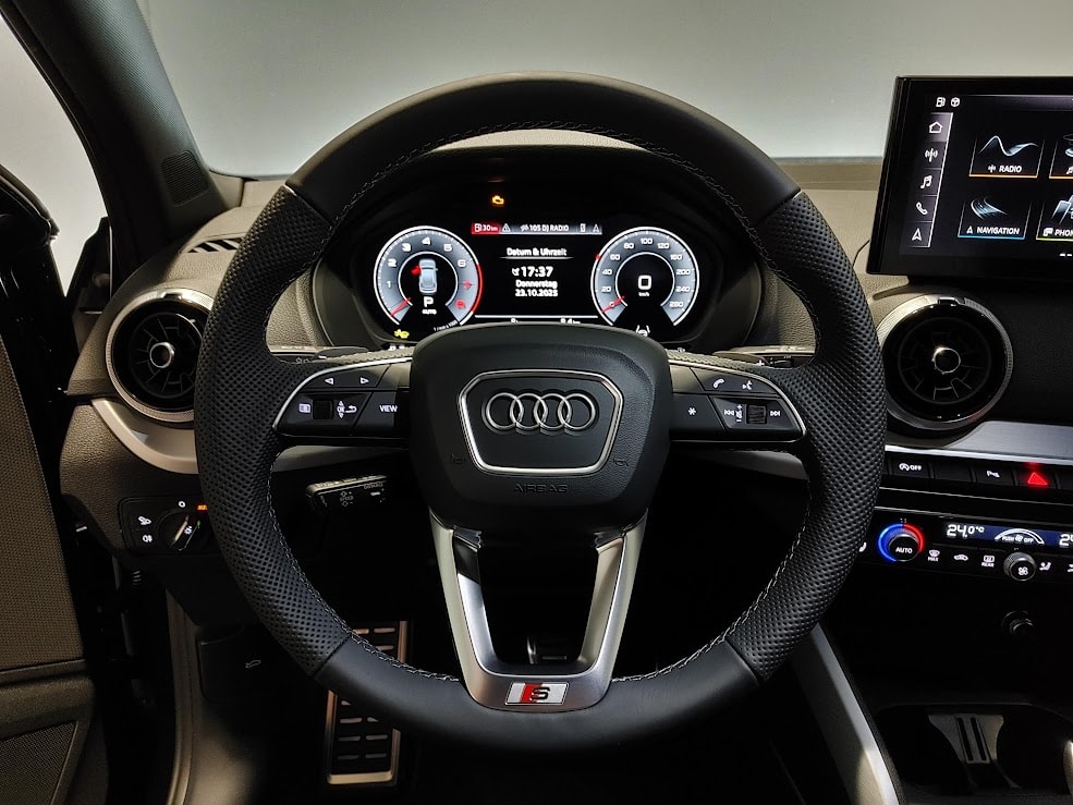 AUDI Q2 35 TFSI S line S-tronic-image-5