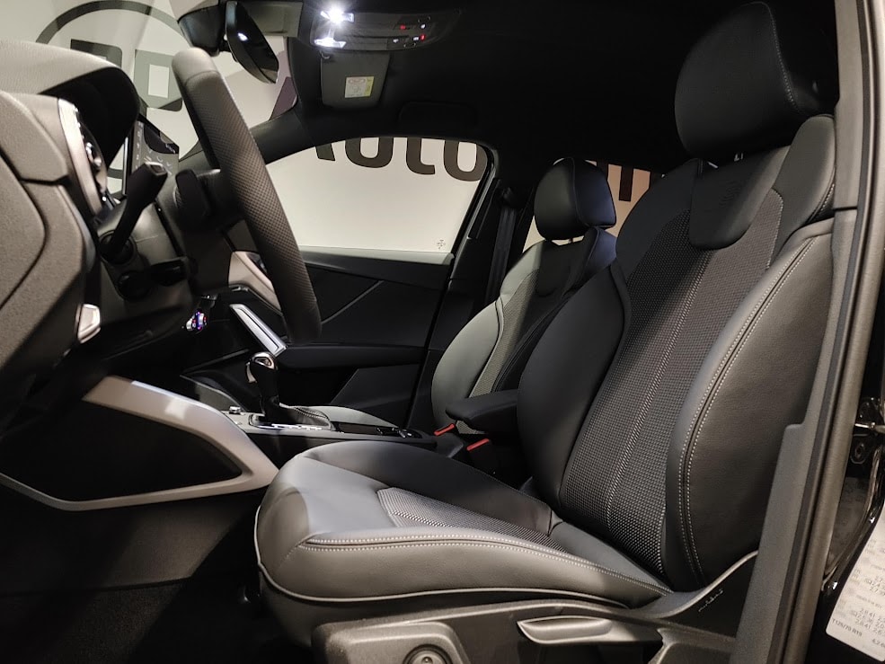 AUDI Q2 35 TFSI S line S-tronic-image-3