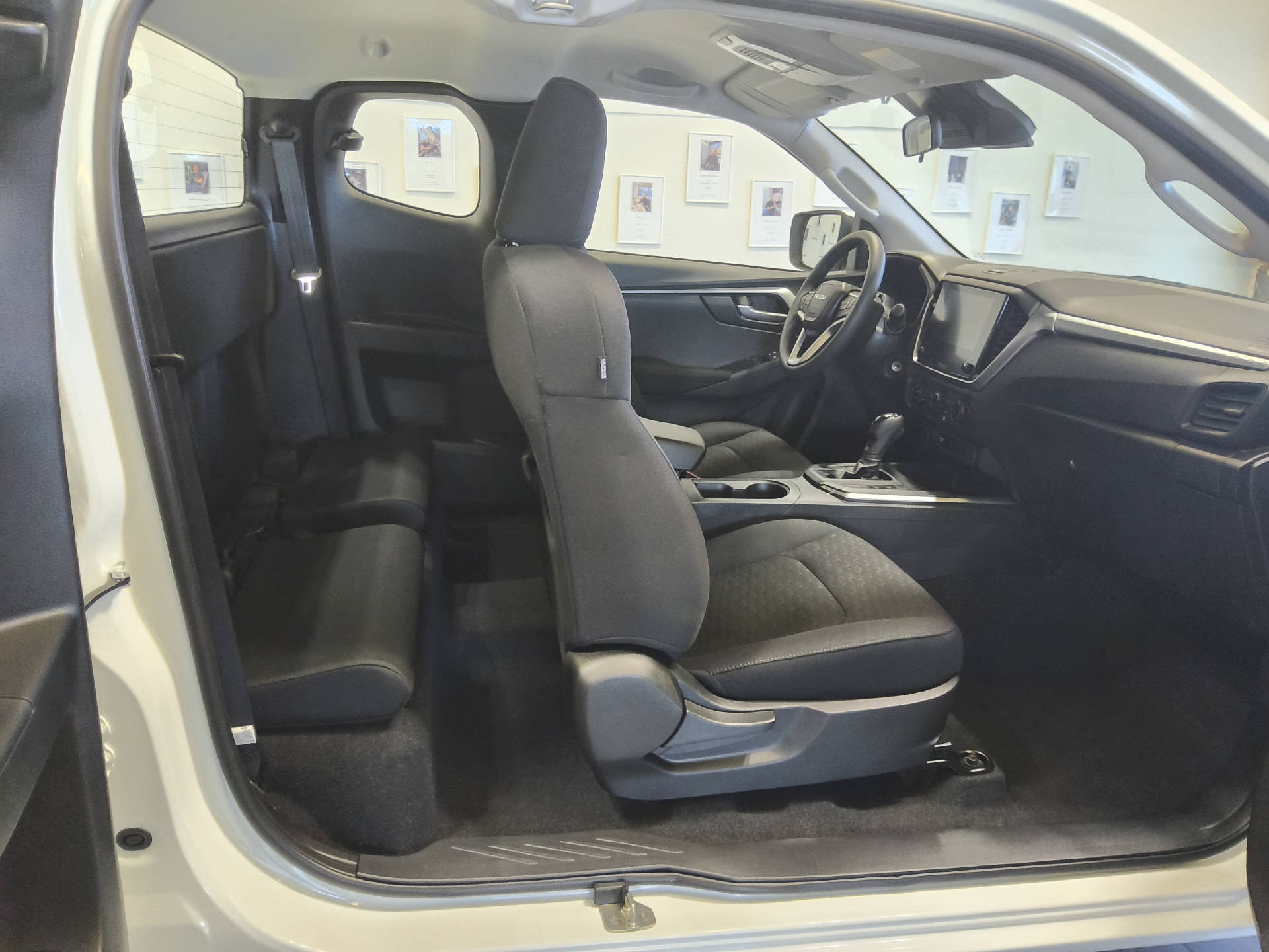 ISUZU D-Max Space Pick-up 2.2 DDi Evolution 4x4-image-9