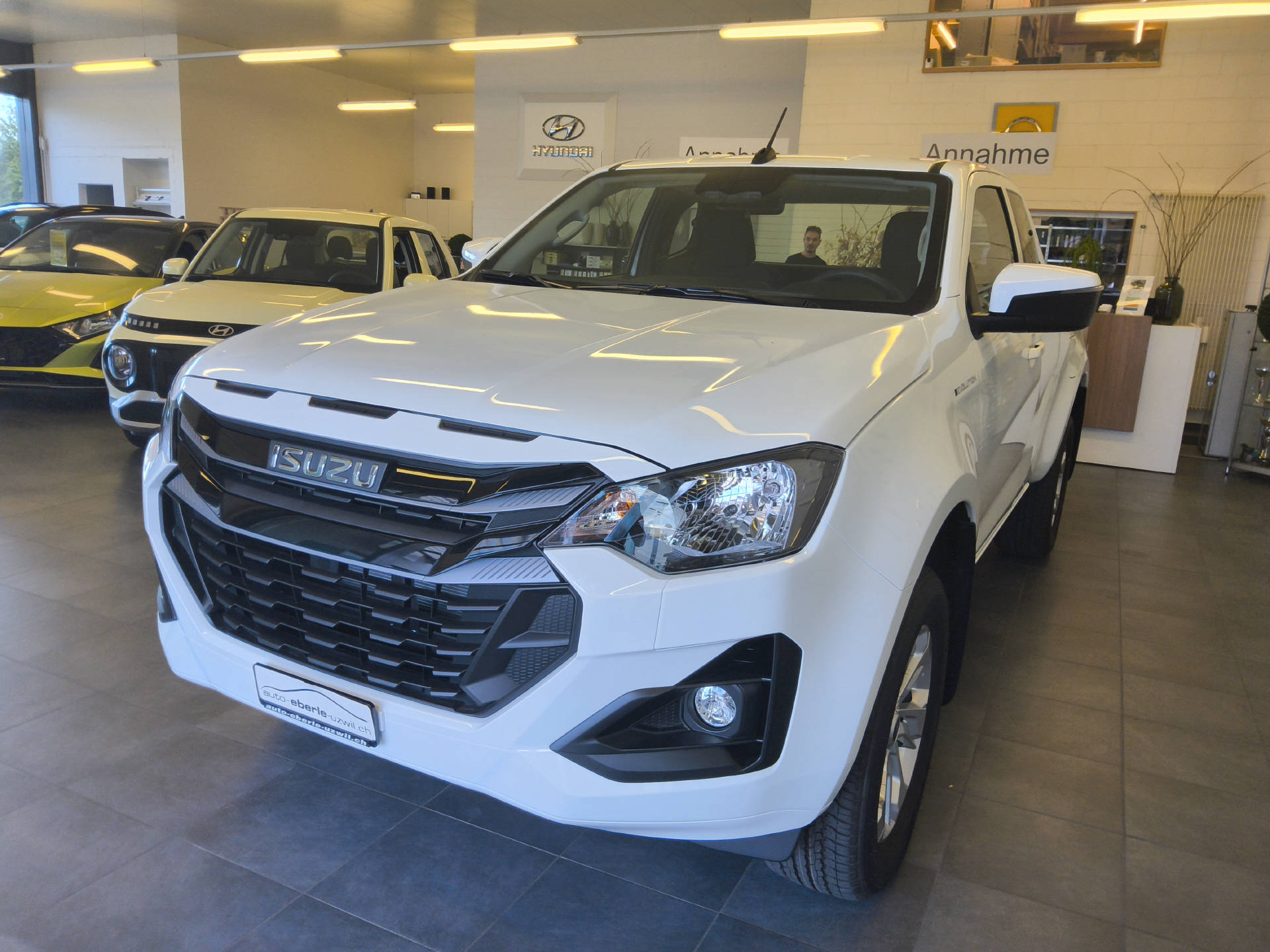 ISUZU D-Max Space Pick-up 2.2 DDi Evolution 4x4-image-3