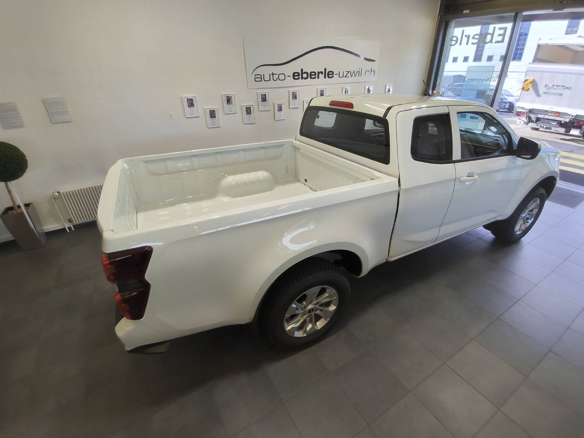 ISUZU D-Max Space Pick-up 2.2 DDi Evolution 4x4-image-17