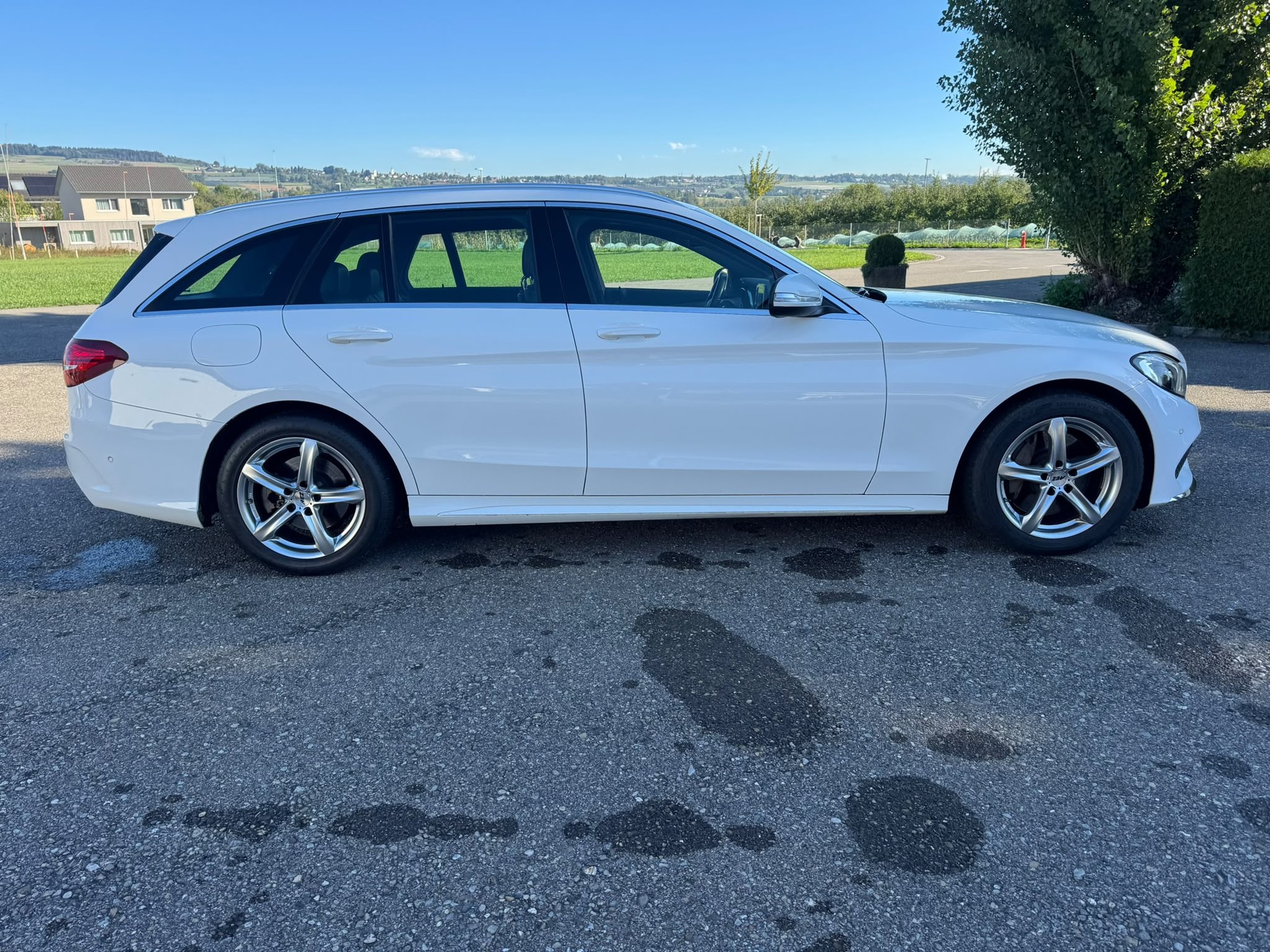 MERCEDES-BENZ C 400 AMG Line 4Matic 7G-Tronic-image-4