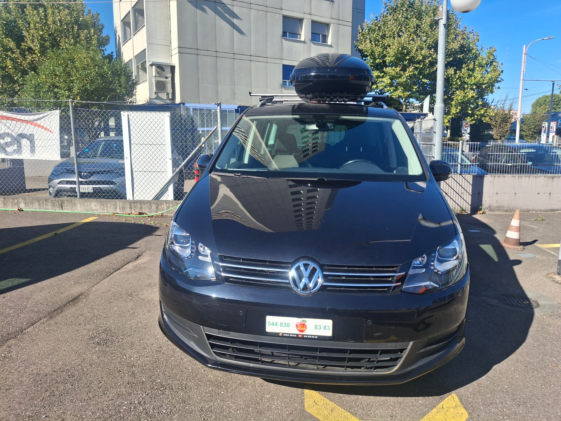 VW Sharan 2.0 TDI BMT Comfortline DSG-image-16