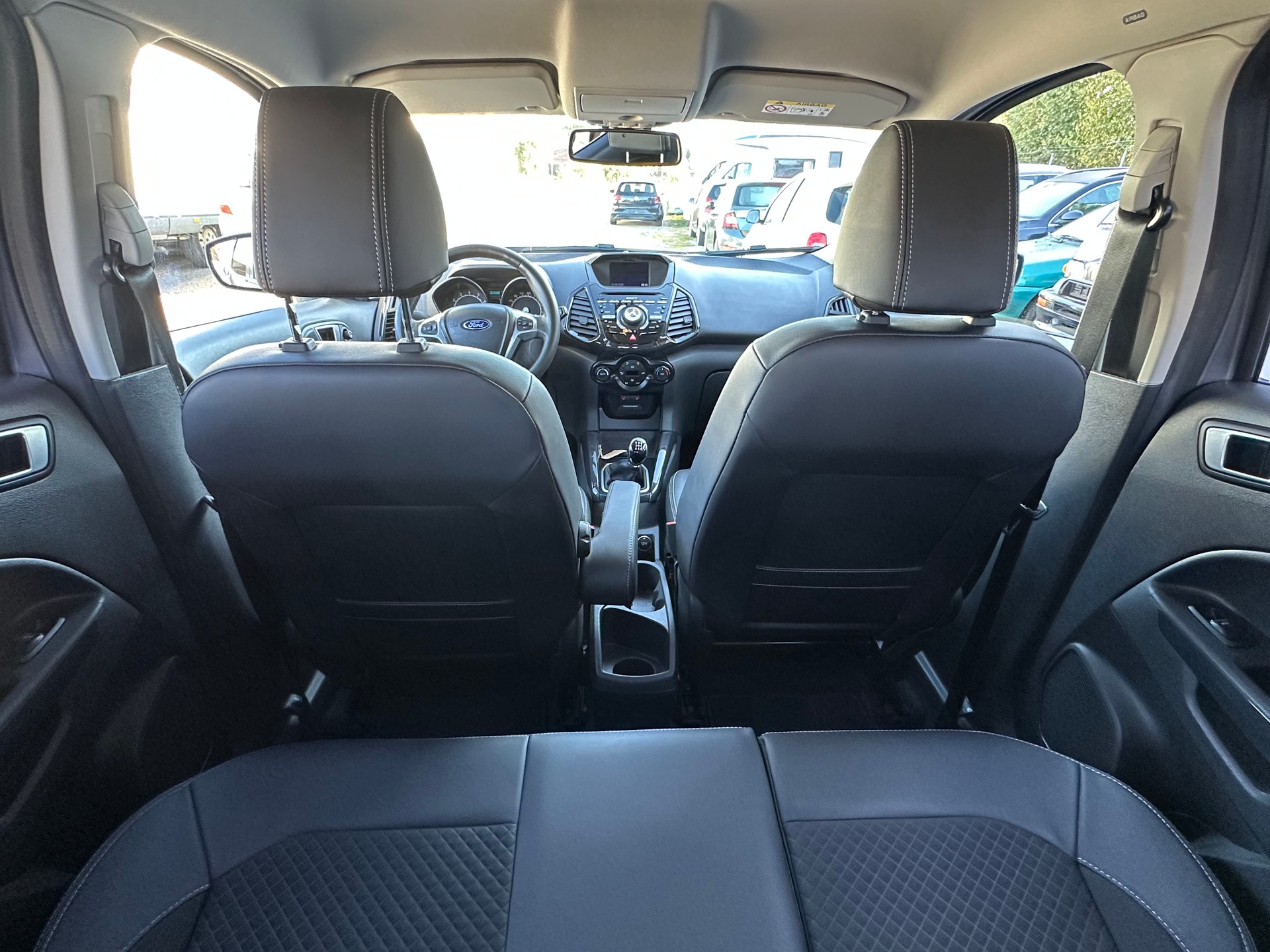 FORD EcoSport 1.0 SCTi Titanium S-image-8