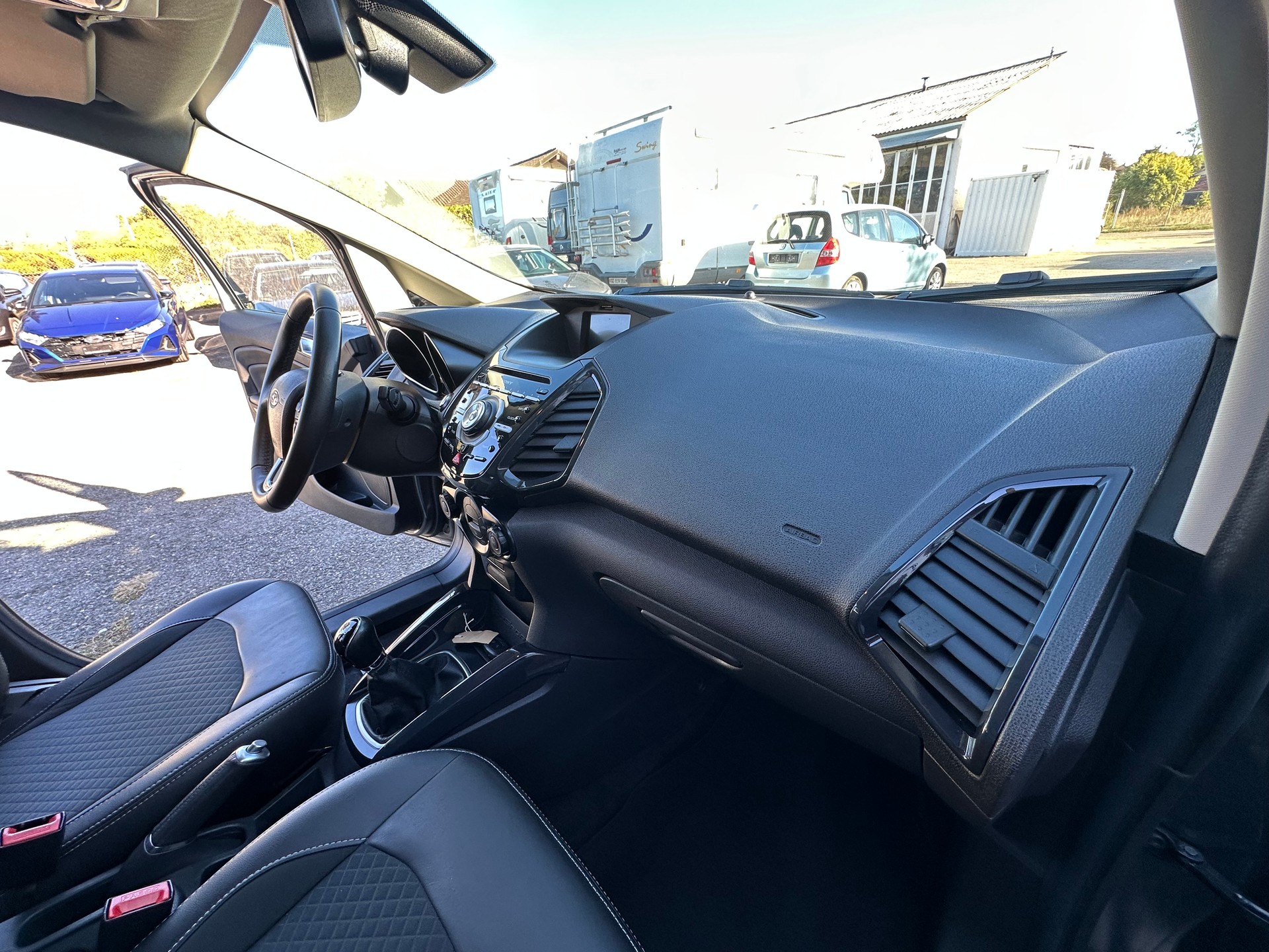 FORD EcoSport 1.0 SCTi Titanium S-image-25