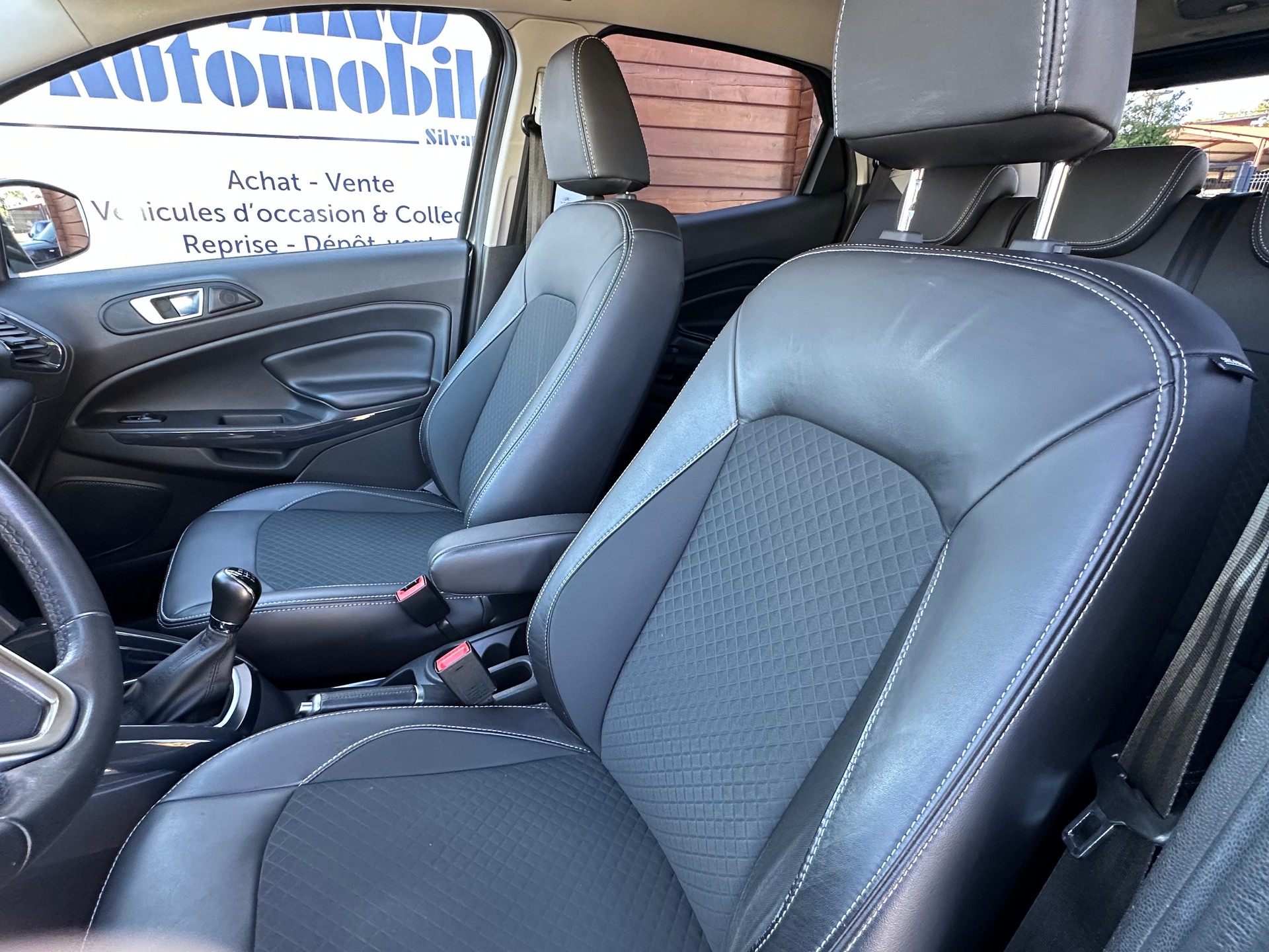 FORD EcoSport 1.0 SCTi Titanium S-image-13
