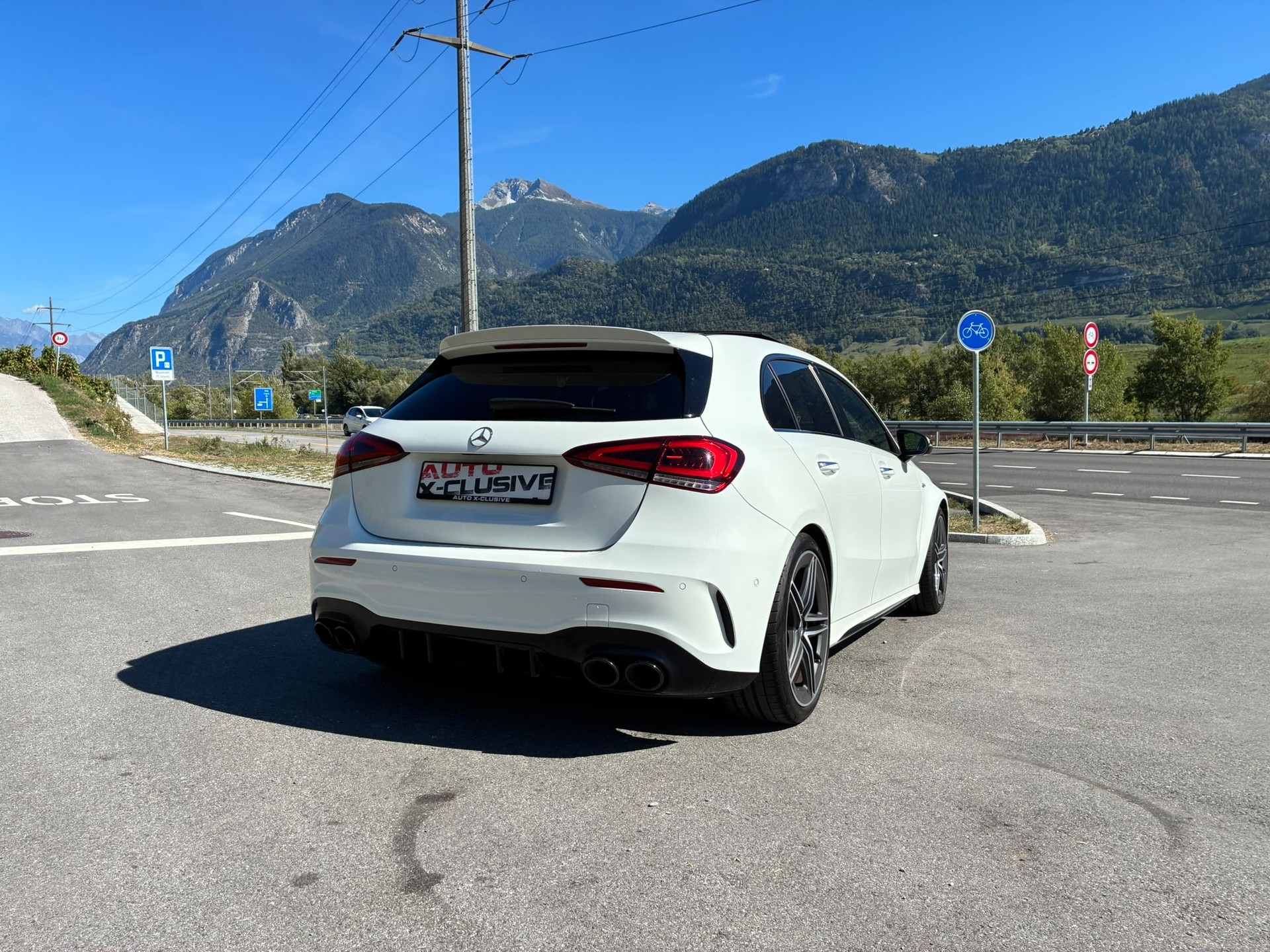 MERCEDES-BENZ A 45 S AMG 4Matic+ Speedshift-image-4